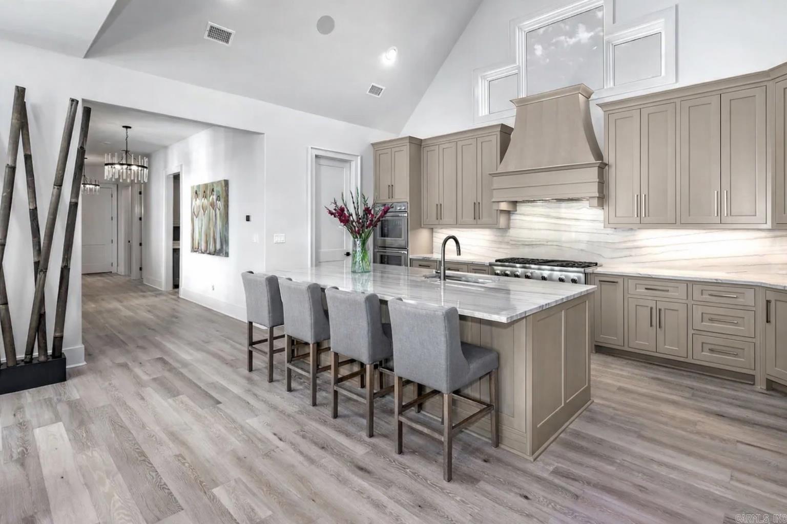 CHENAL VALLEY "MIRAMONT CIRCLE" - Residential