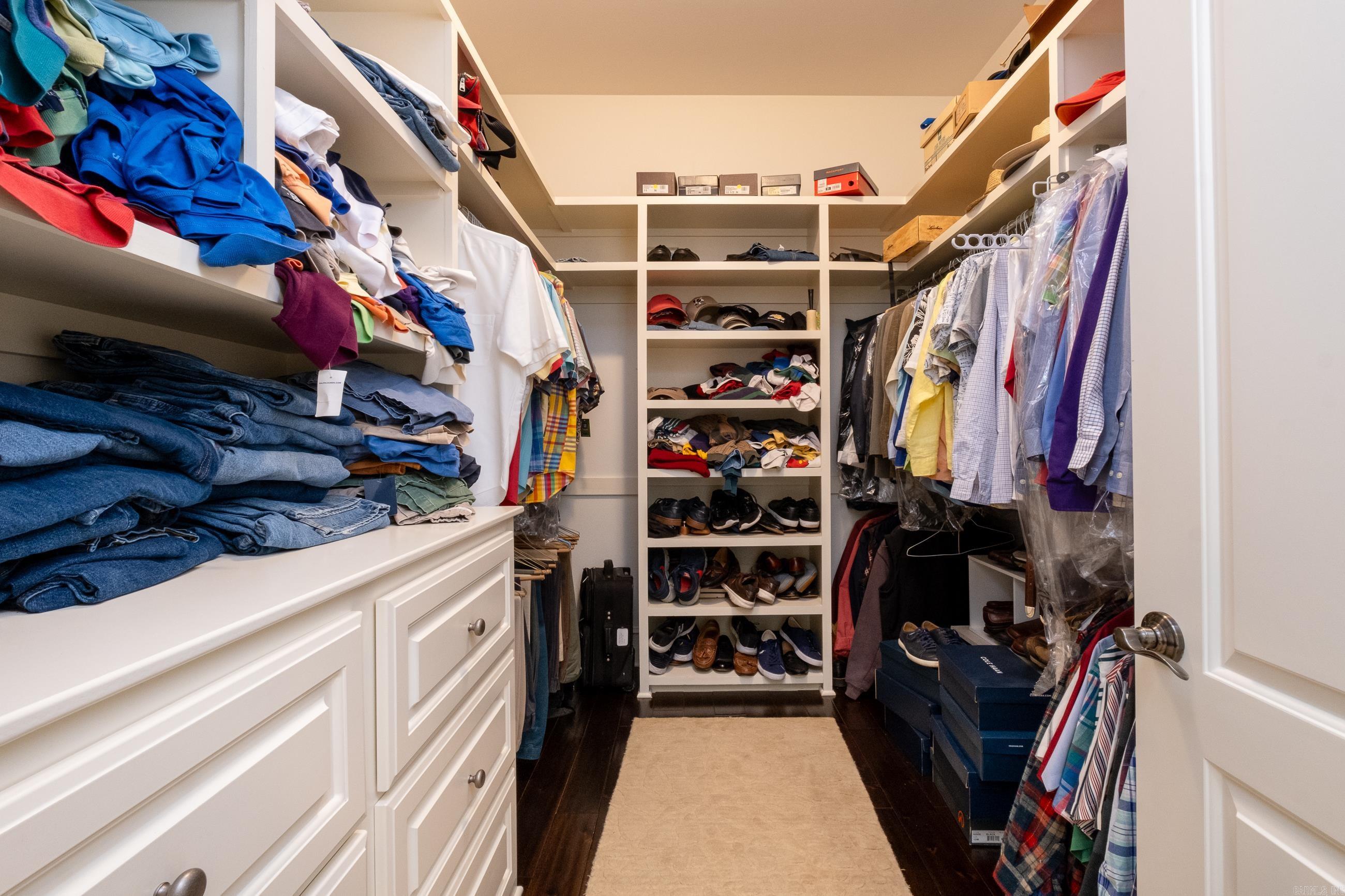 CHENAL DOWNS - Residential