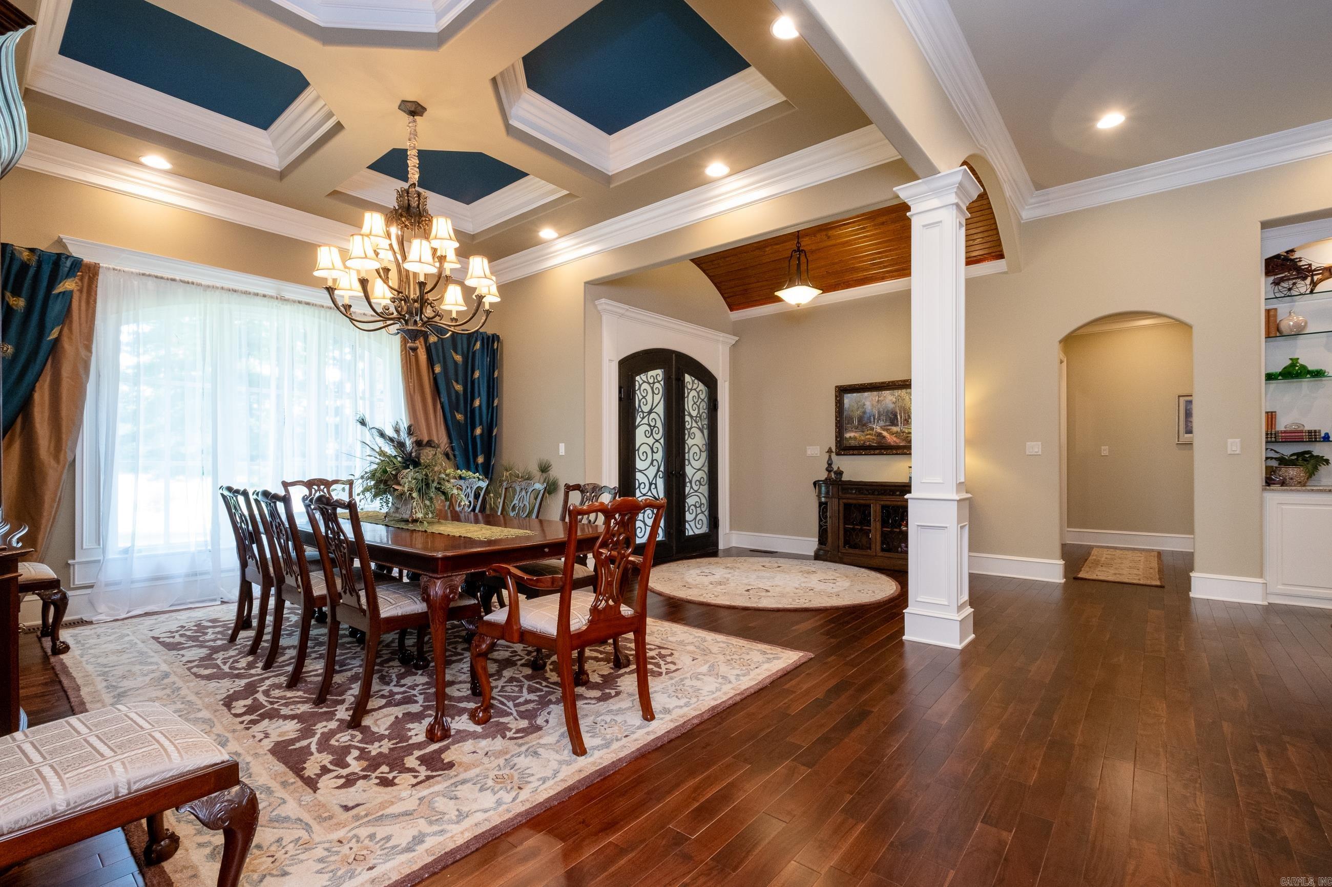 CHENAL DOWNS - Residential