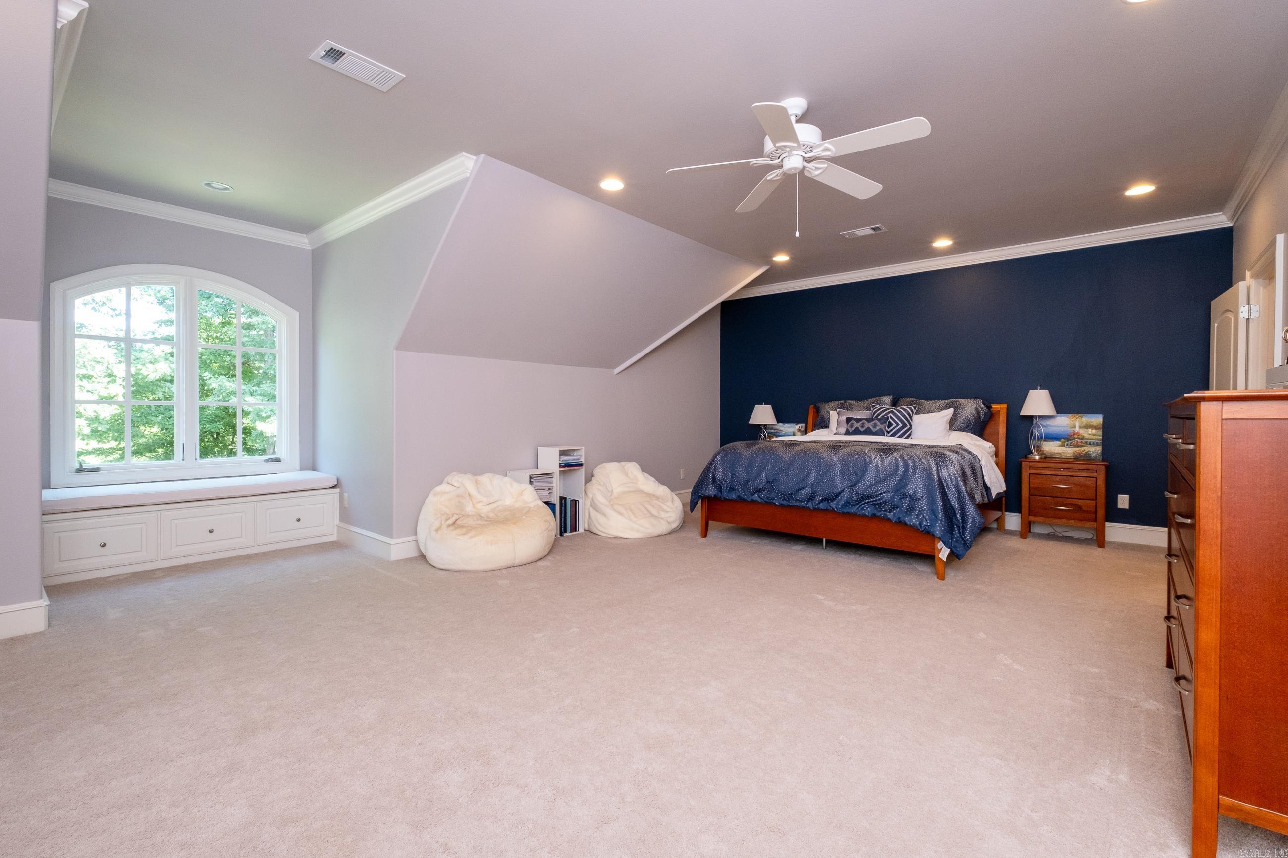 CHENAL DOWNS - Residential