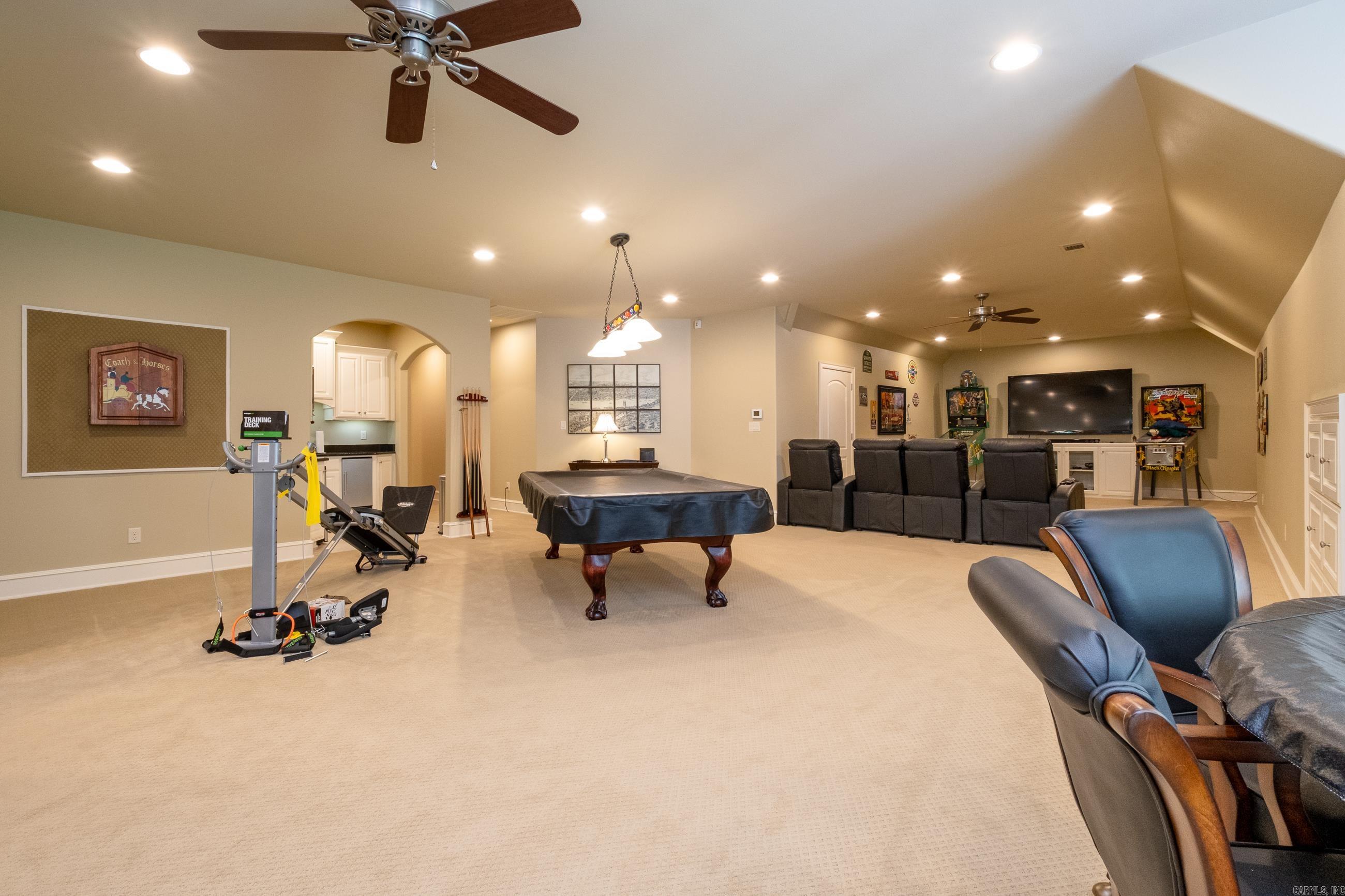 CHENAL DOWNS - Residential