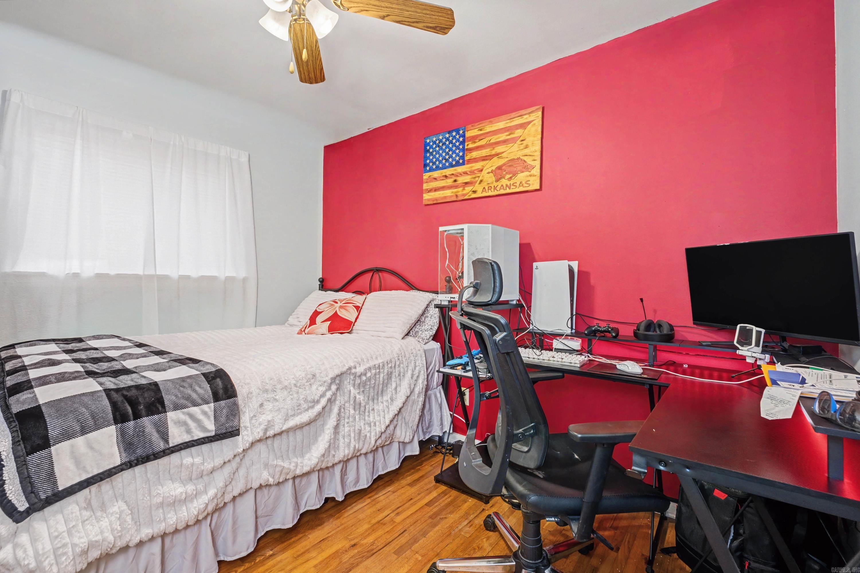 CIRCLE LAKE - Residential