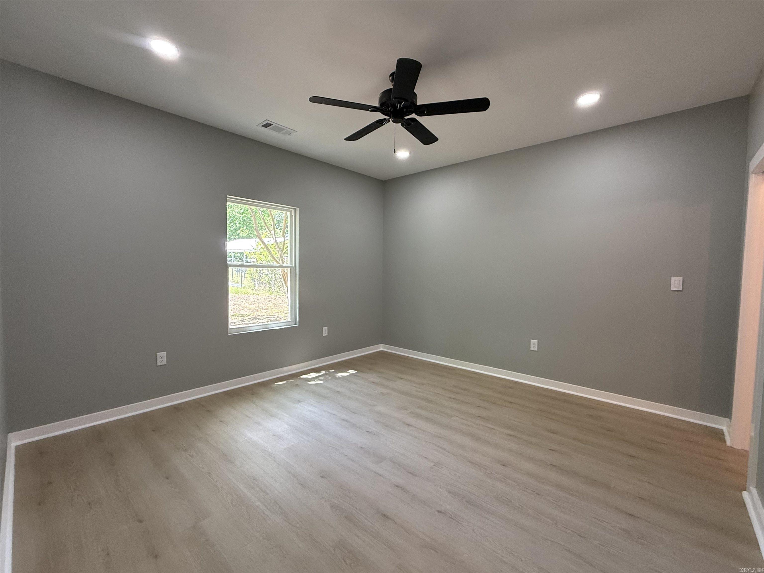 PARKWOOD - Residential