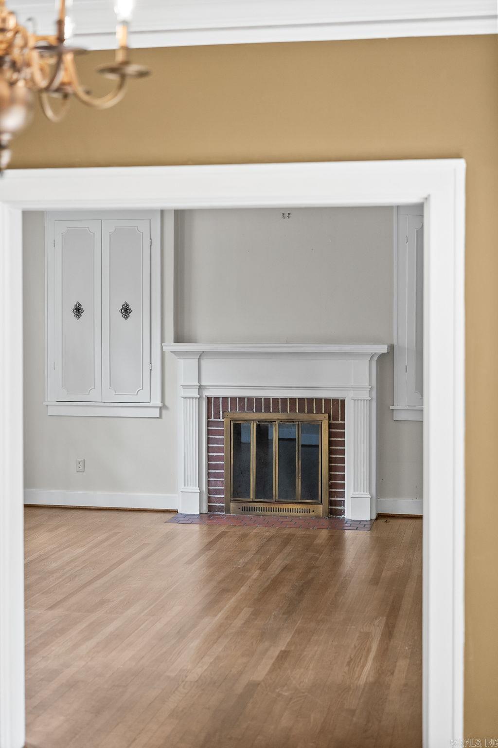 EAST PULASKI HGTS - Residential