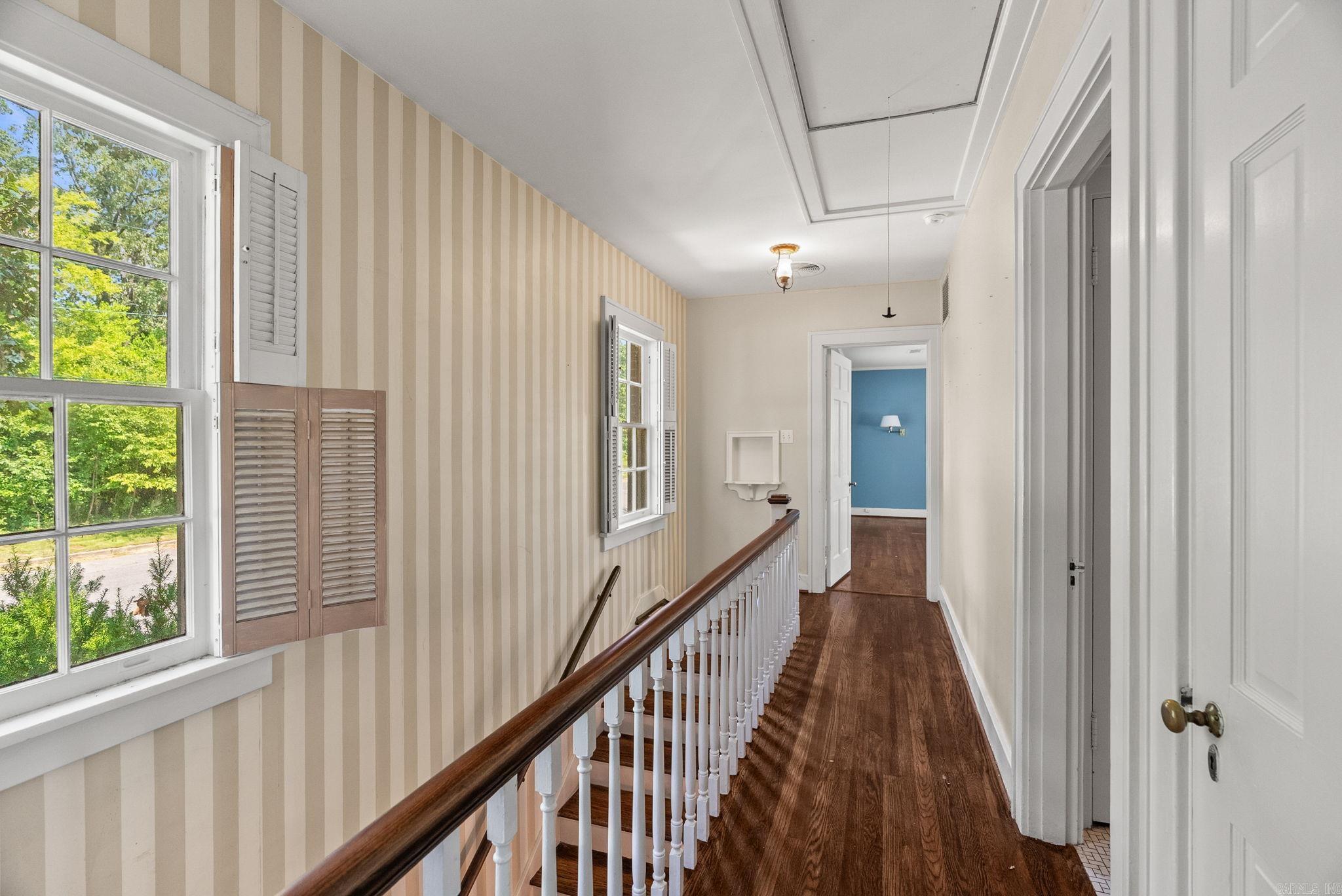 EAST PULASKI HGTS - Residential