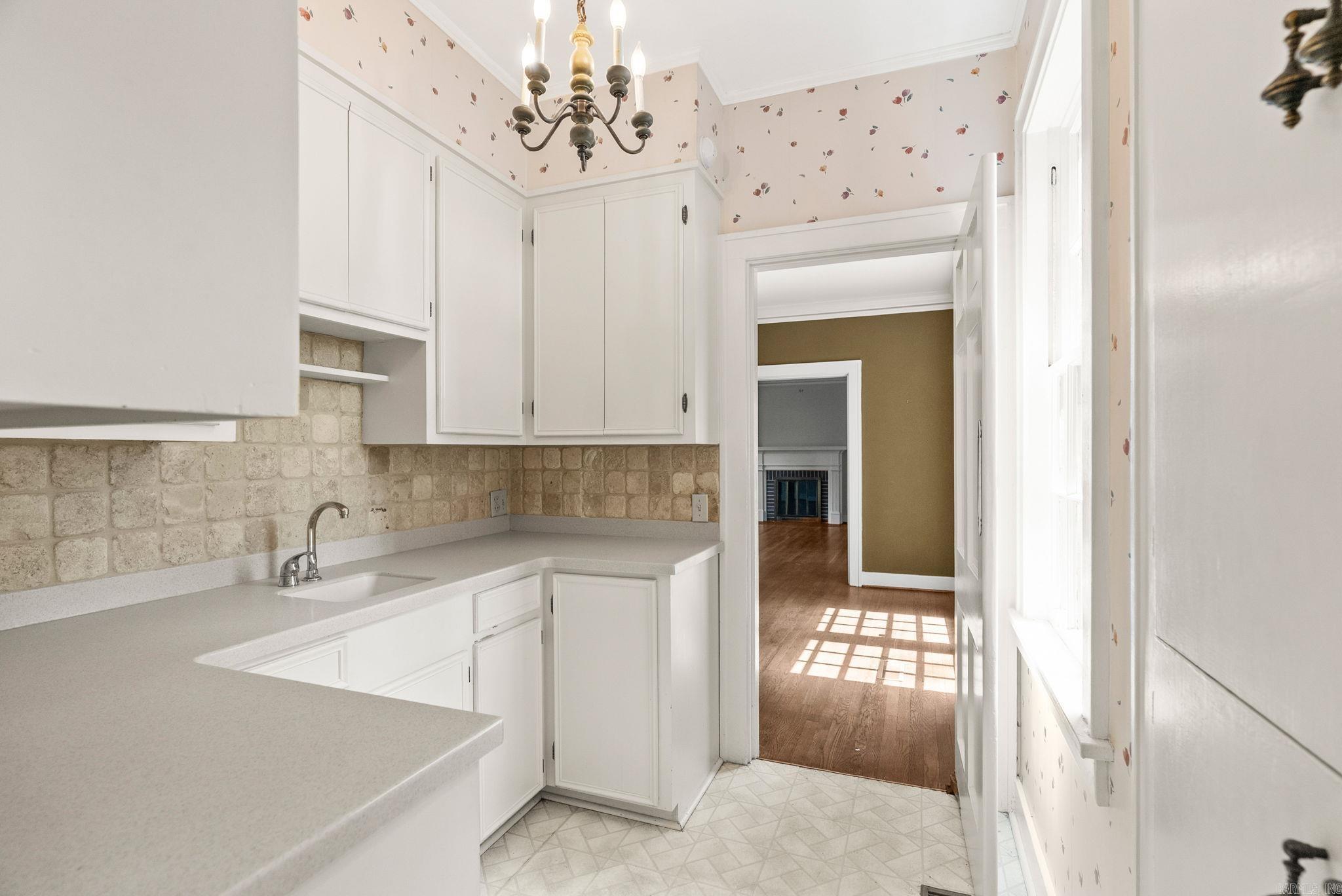 EAST PULASKI HGTS - Residential