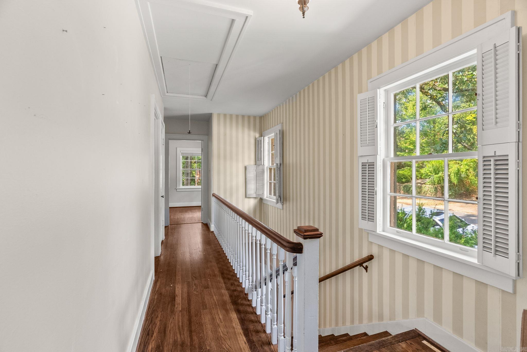 EAST PULASKI HGTS - Residential