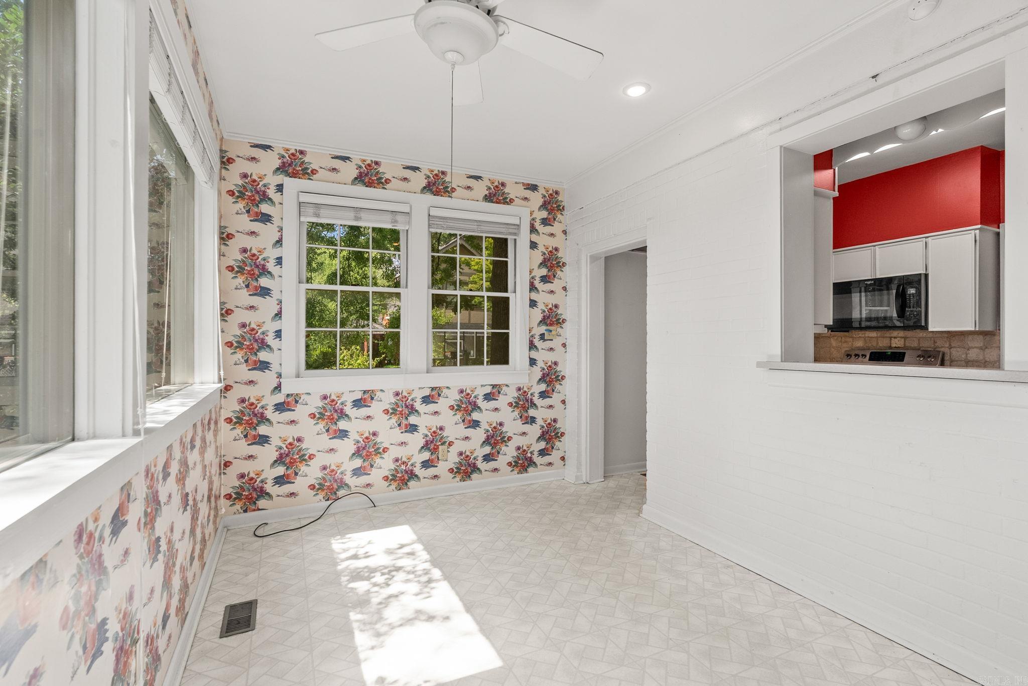 EAST PULASKI HGTS - Residential