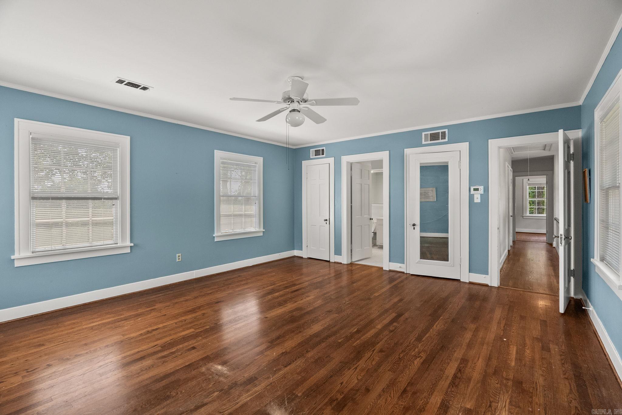 EAST PULASKI HGTS - Residential