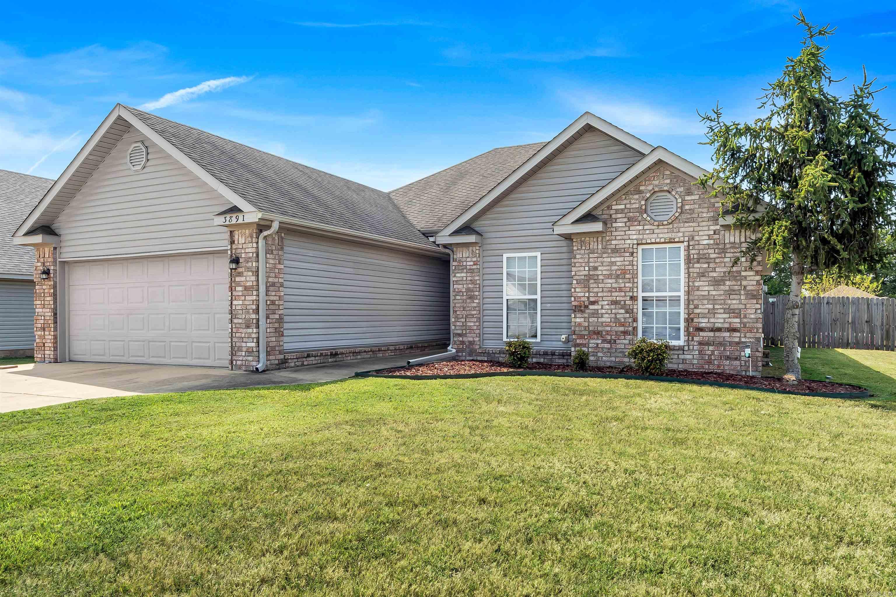 BRIDLEWOOD - Residential