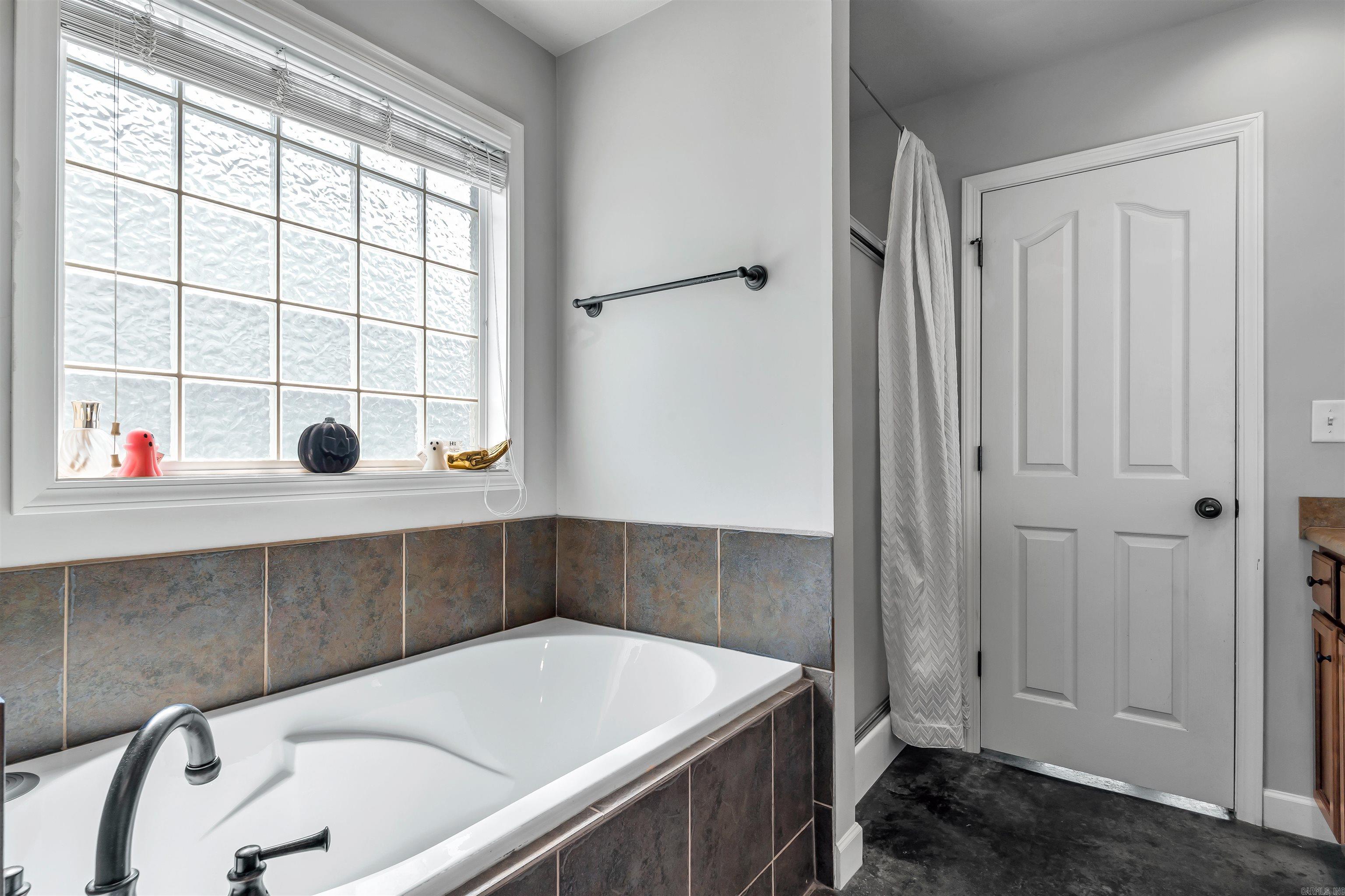 BRIDLEWOOD - Residential