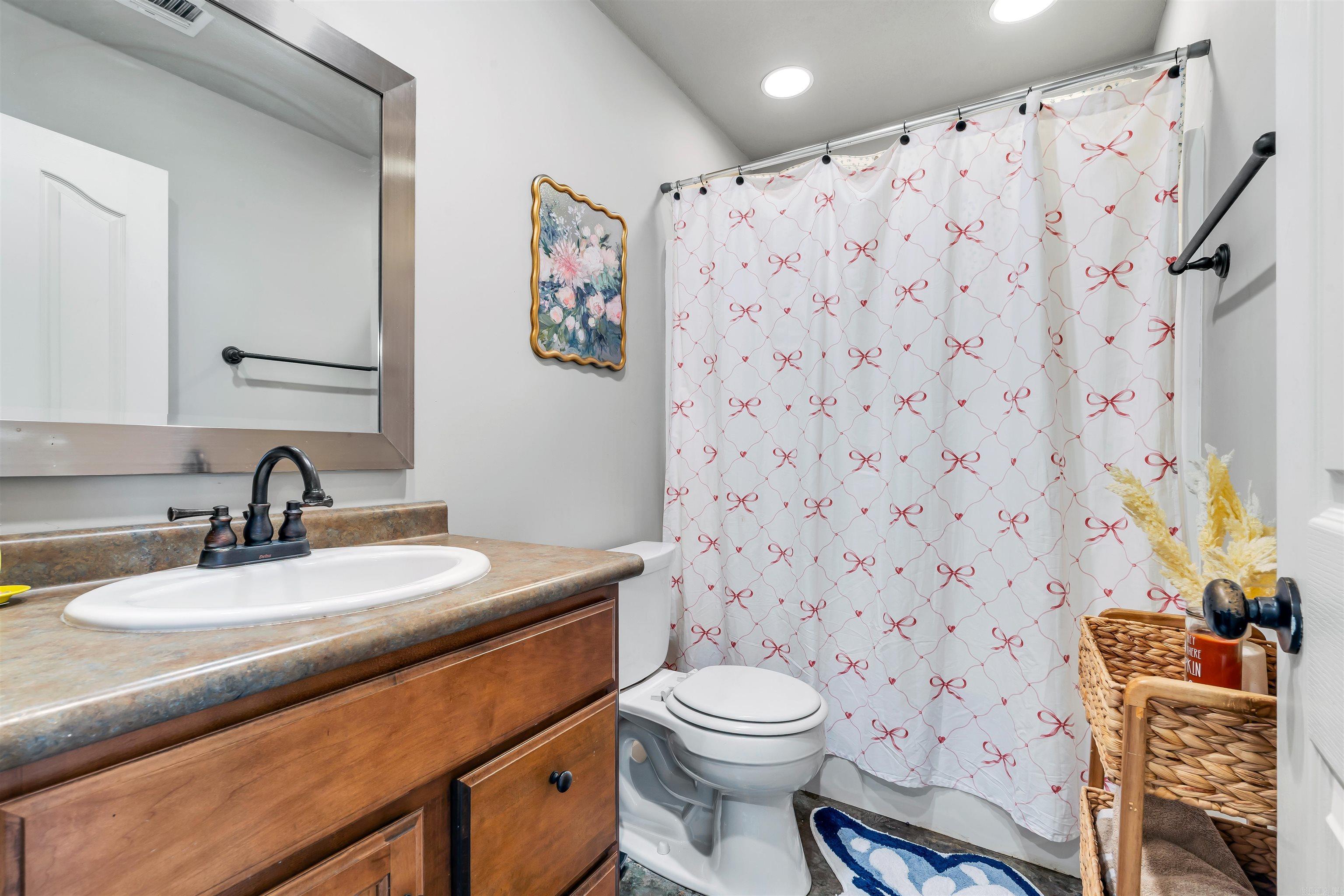 BRIDLEWOOD - Residential