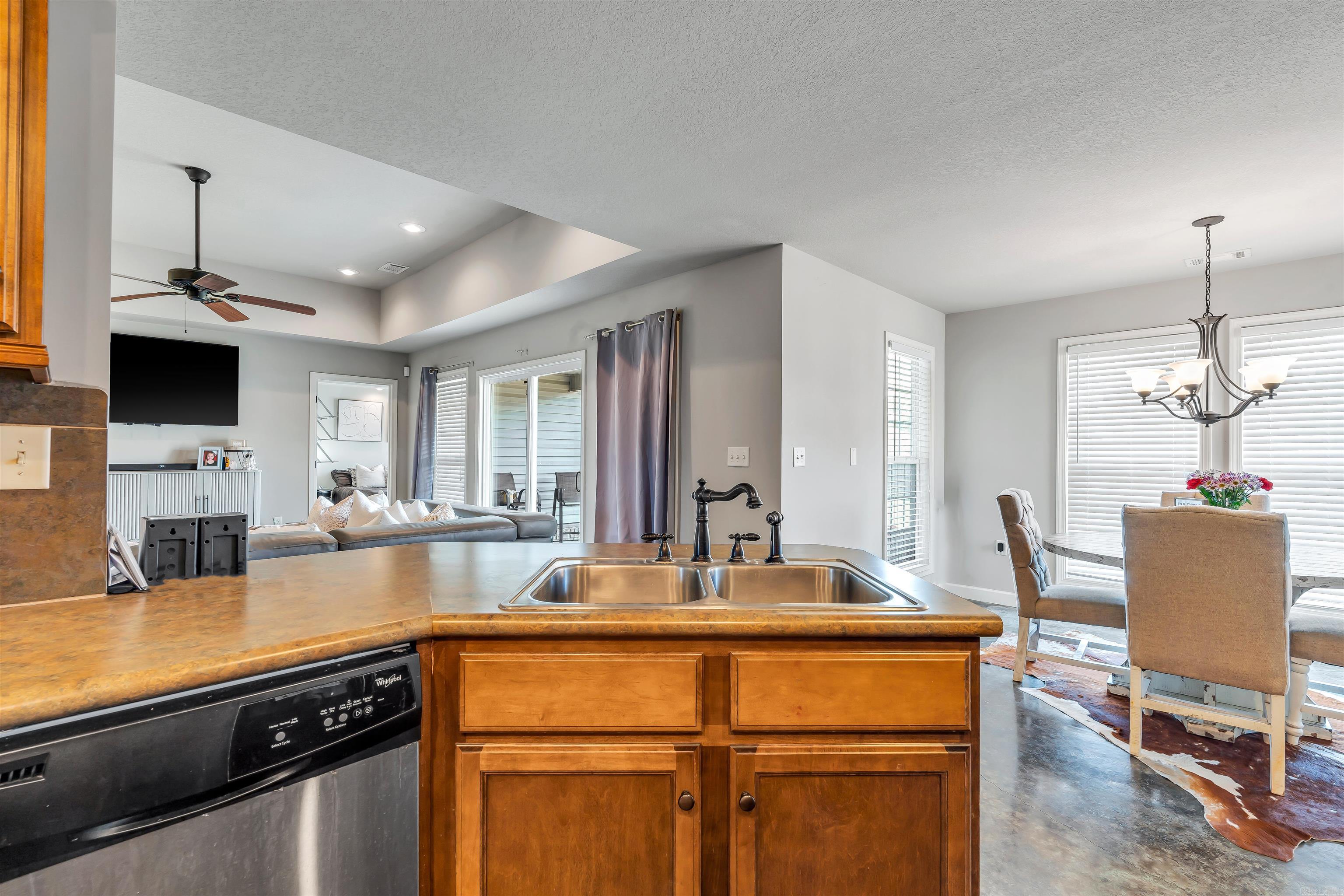 BRIDLEWOOD - Residential