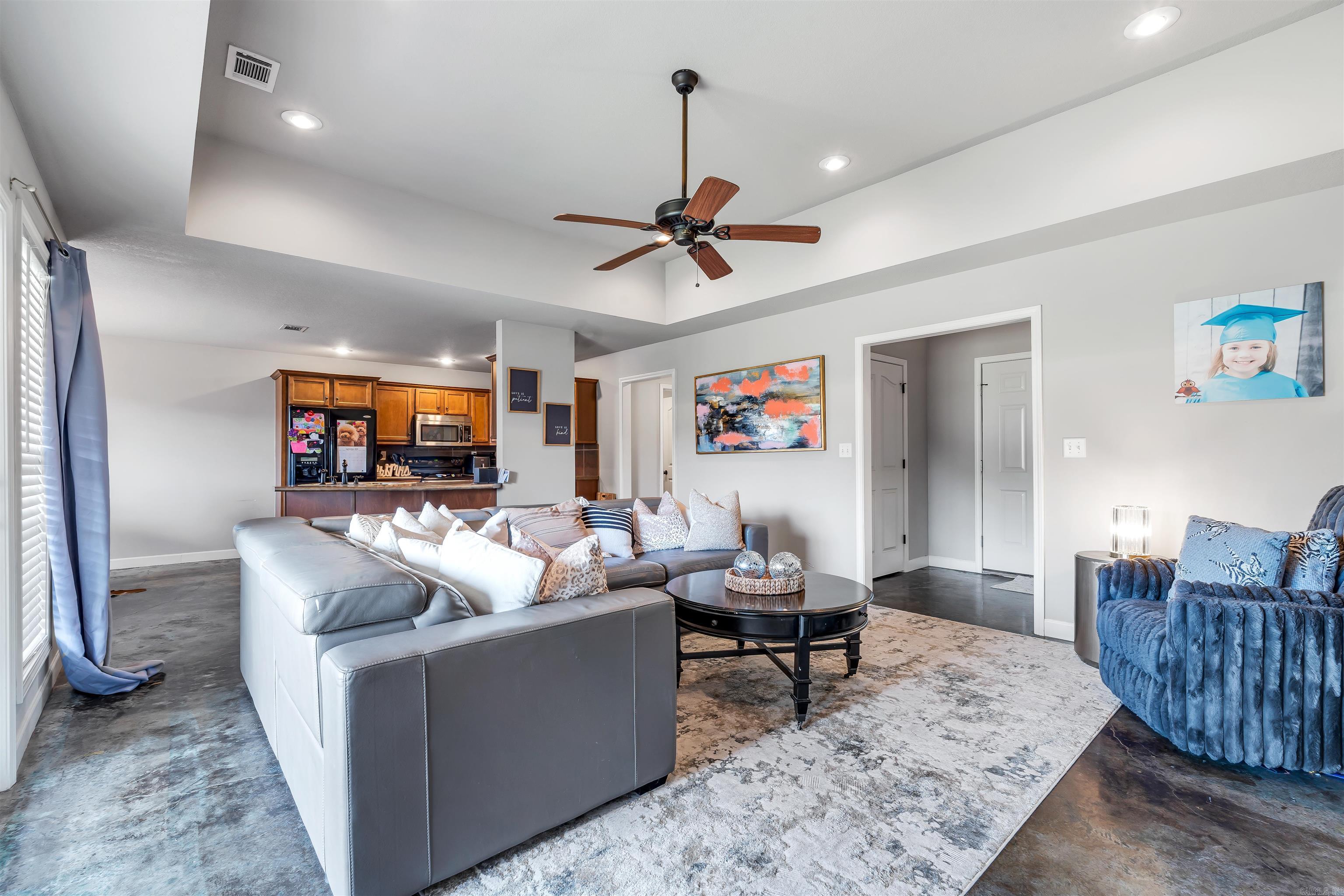 BRIDLEWOOD - Residential