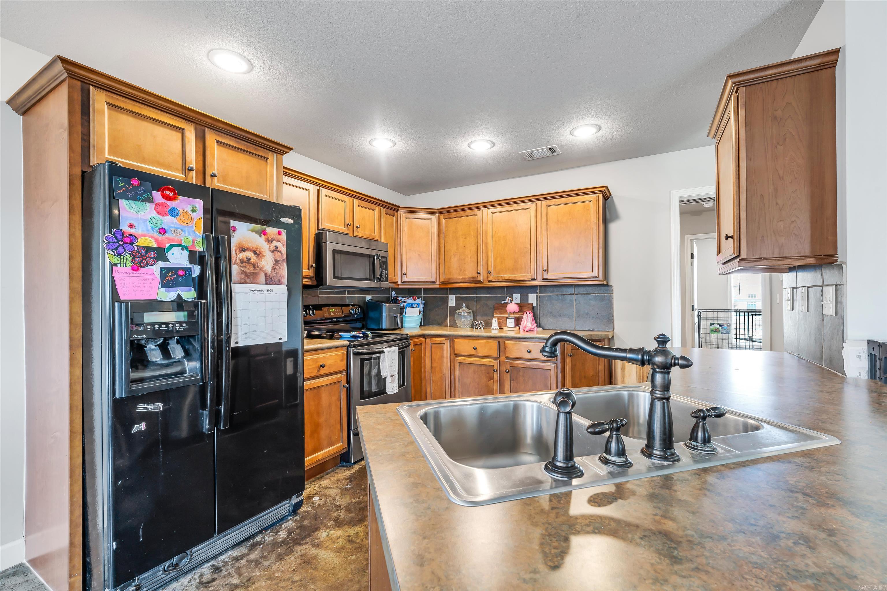 BRIDLEWOOD - Residential