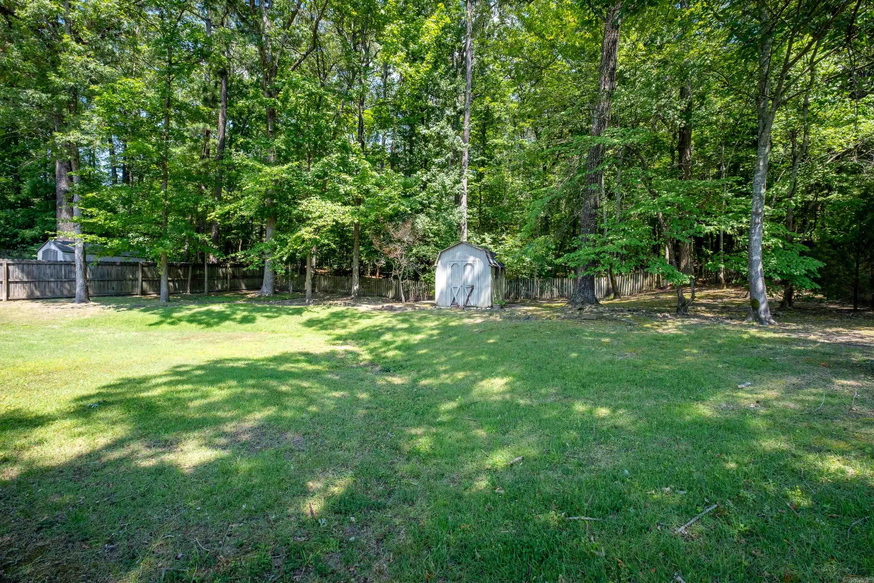 ROLLING BROOK - Residential