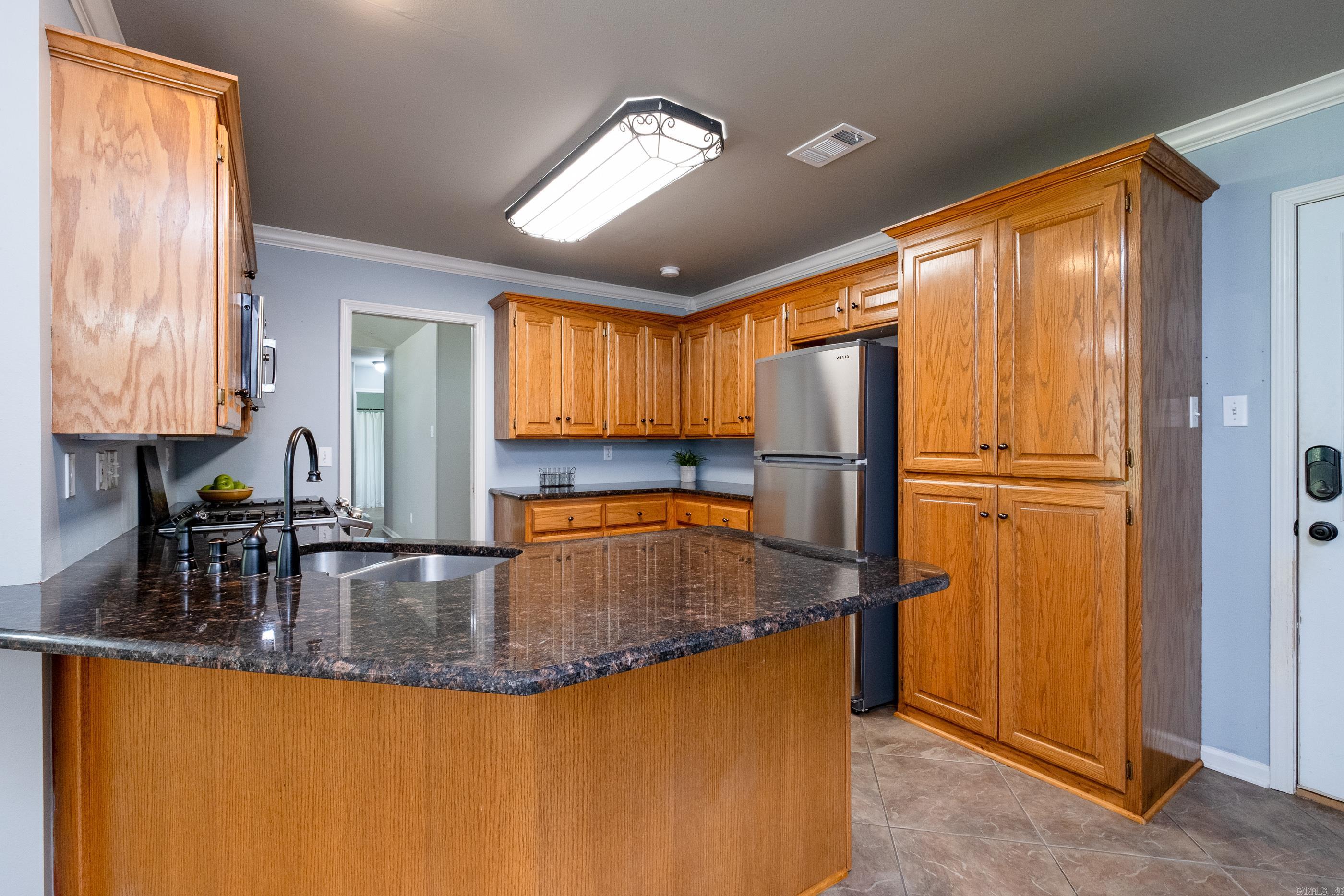 ROLLING BROOK - Residential