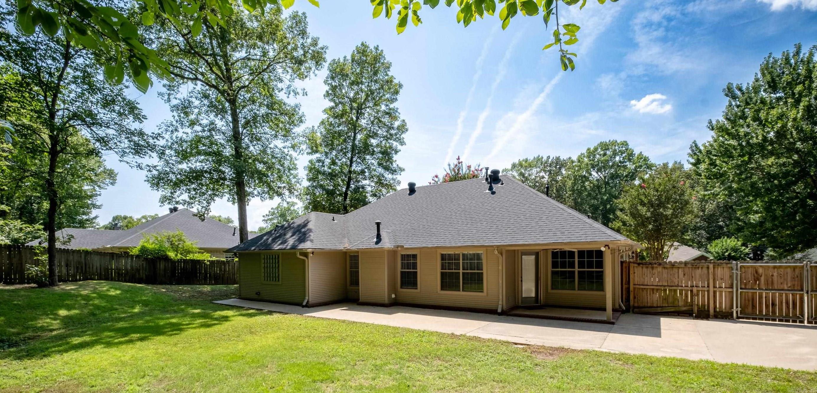 ROLLING BROOK - Residential