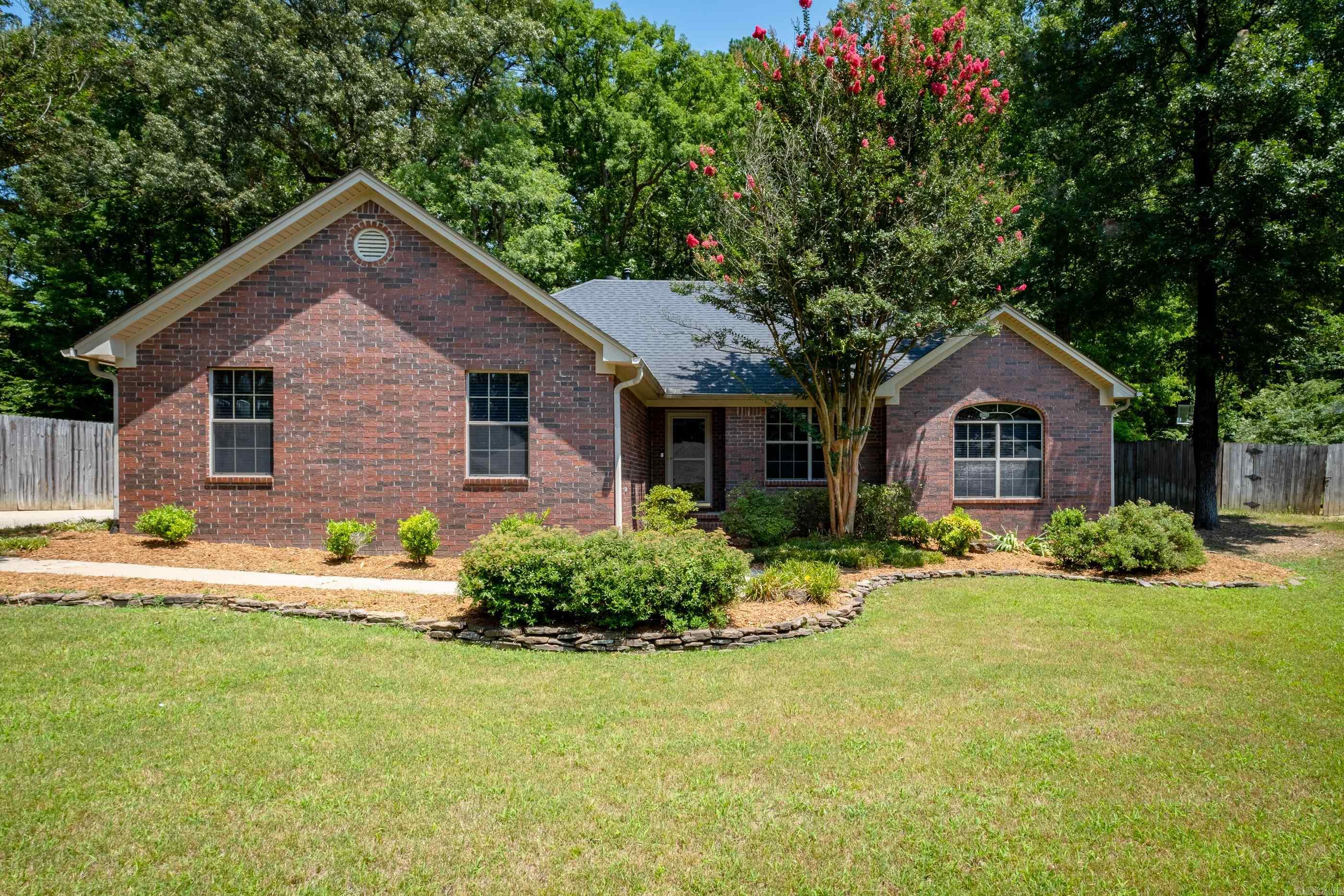 ROLLING BROOK - Residential