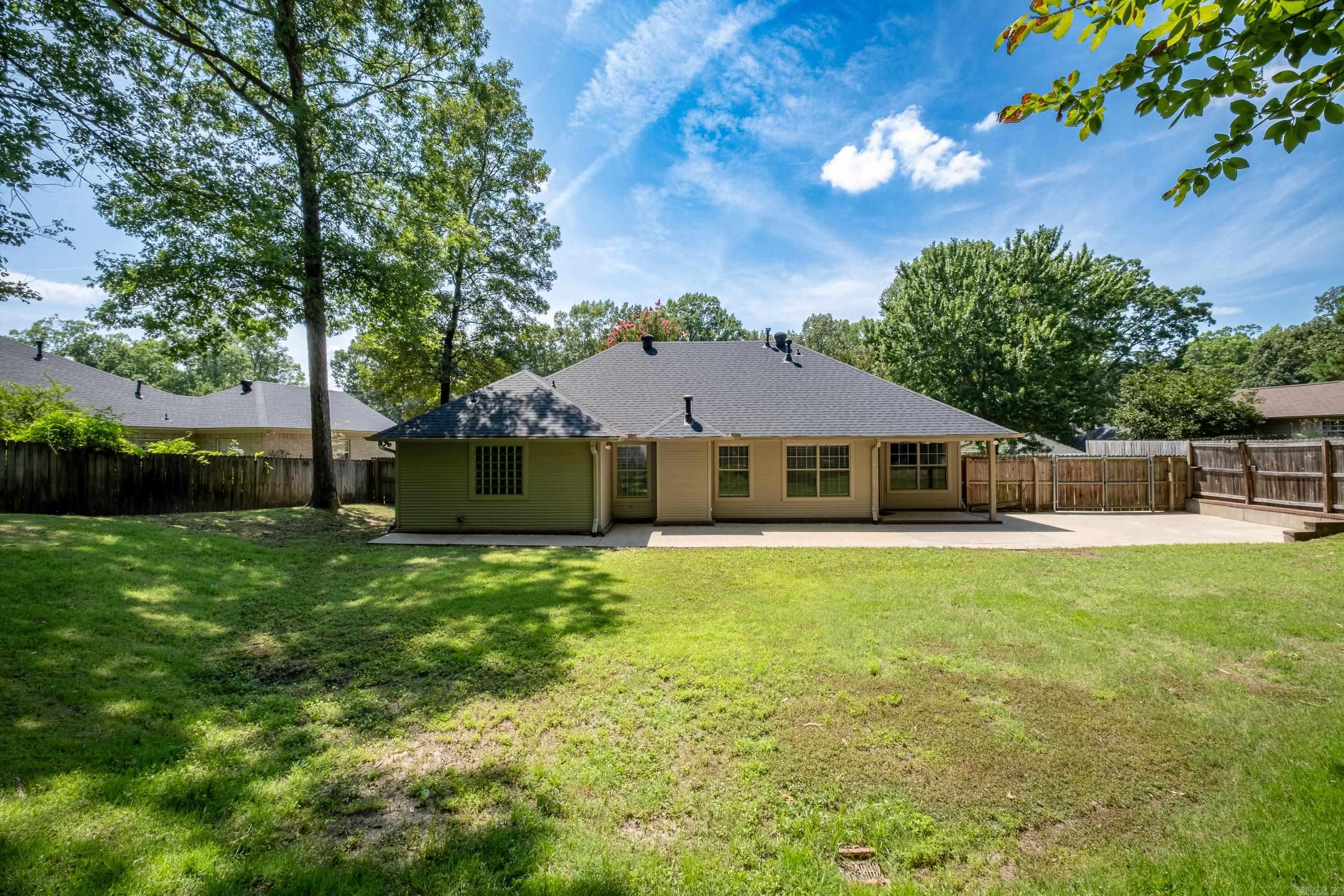 ROLLING BROOK - Residential