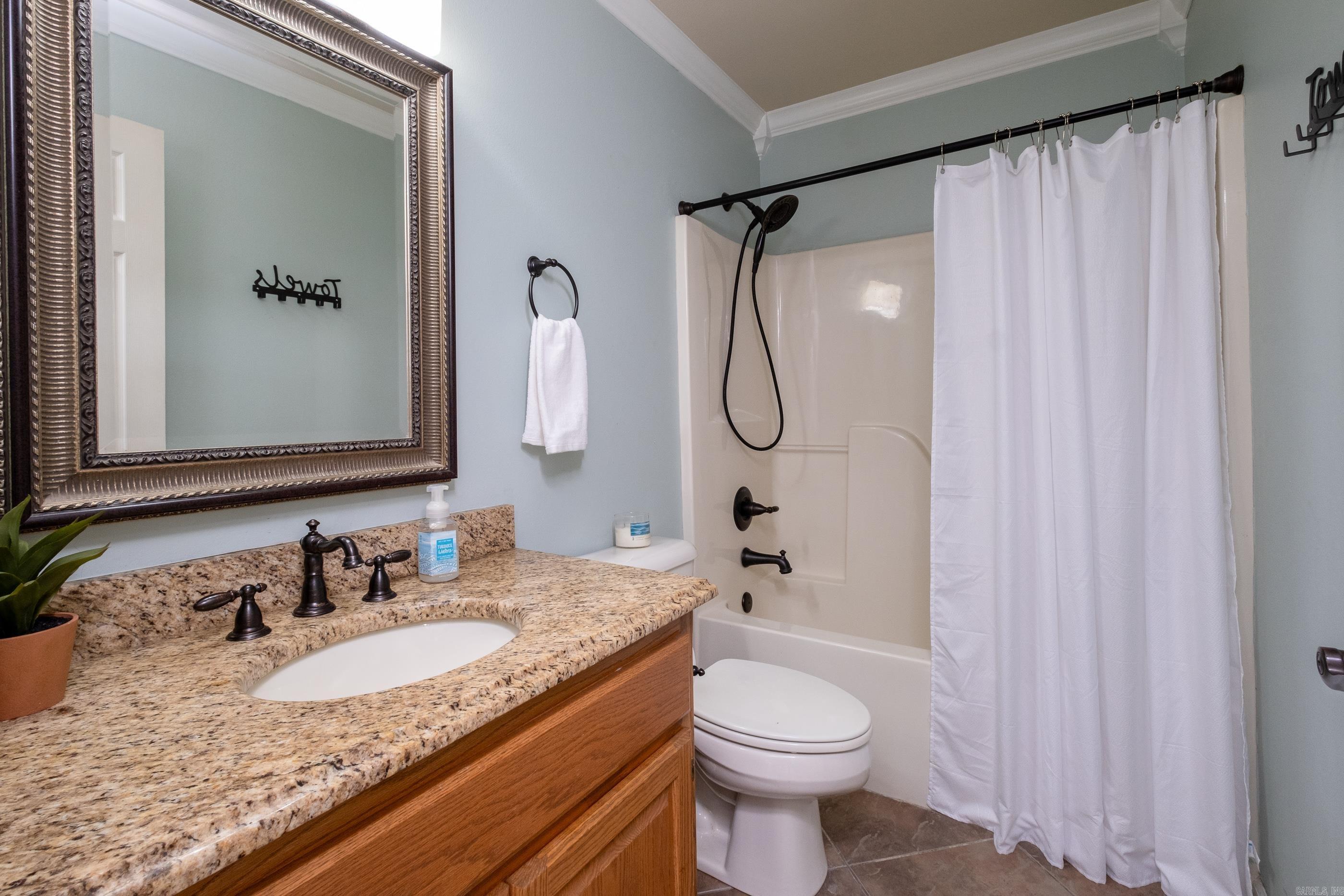 ROLLING BROOK - Residential