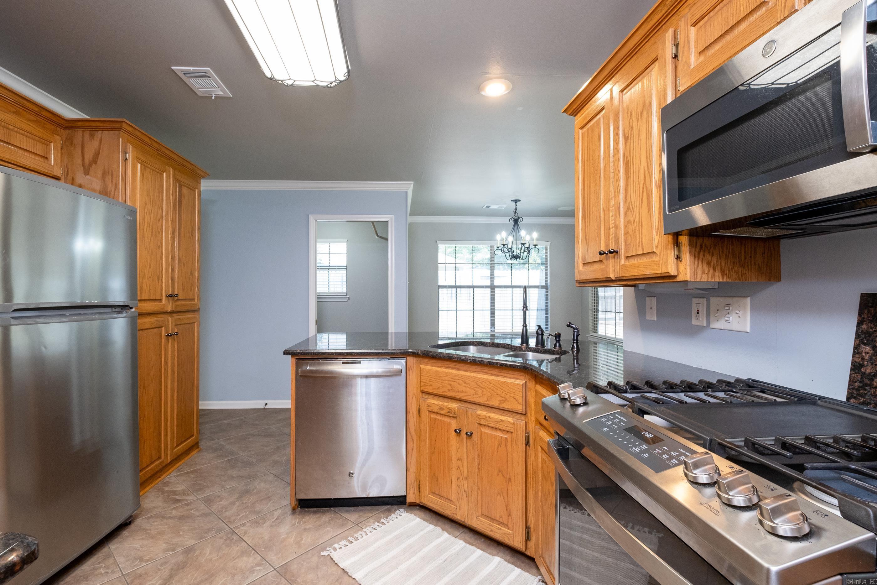 ROLLING BROOK - Residential