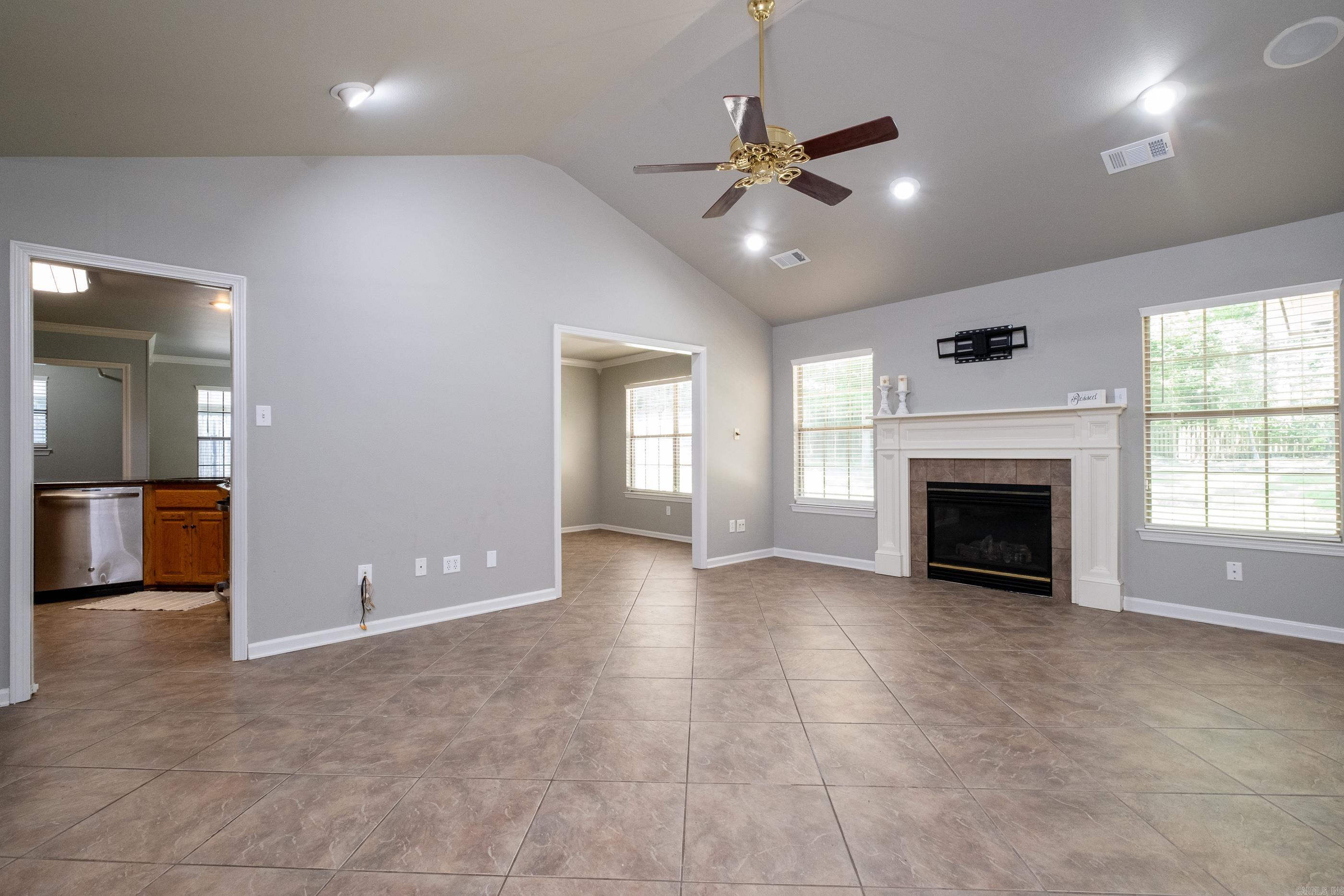 ROLLING BROOK - Residential