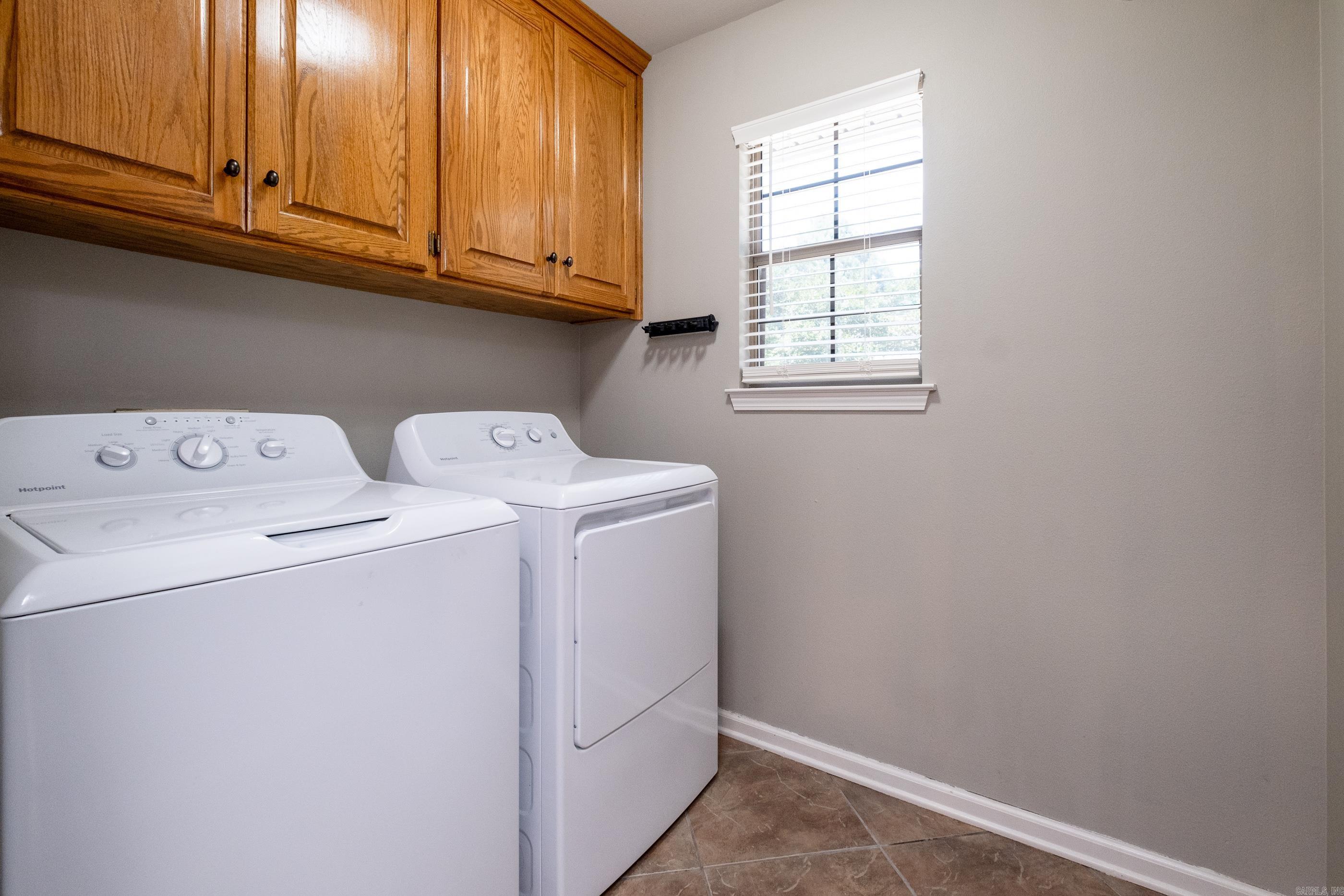 ROLLING BROOK - Residential