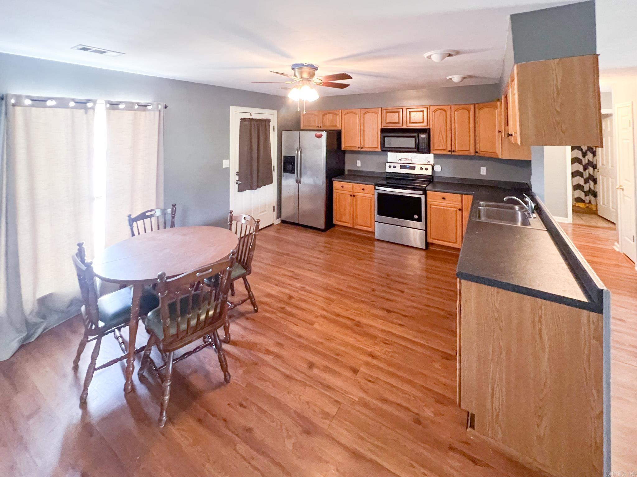 FONTAINES - Residential