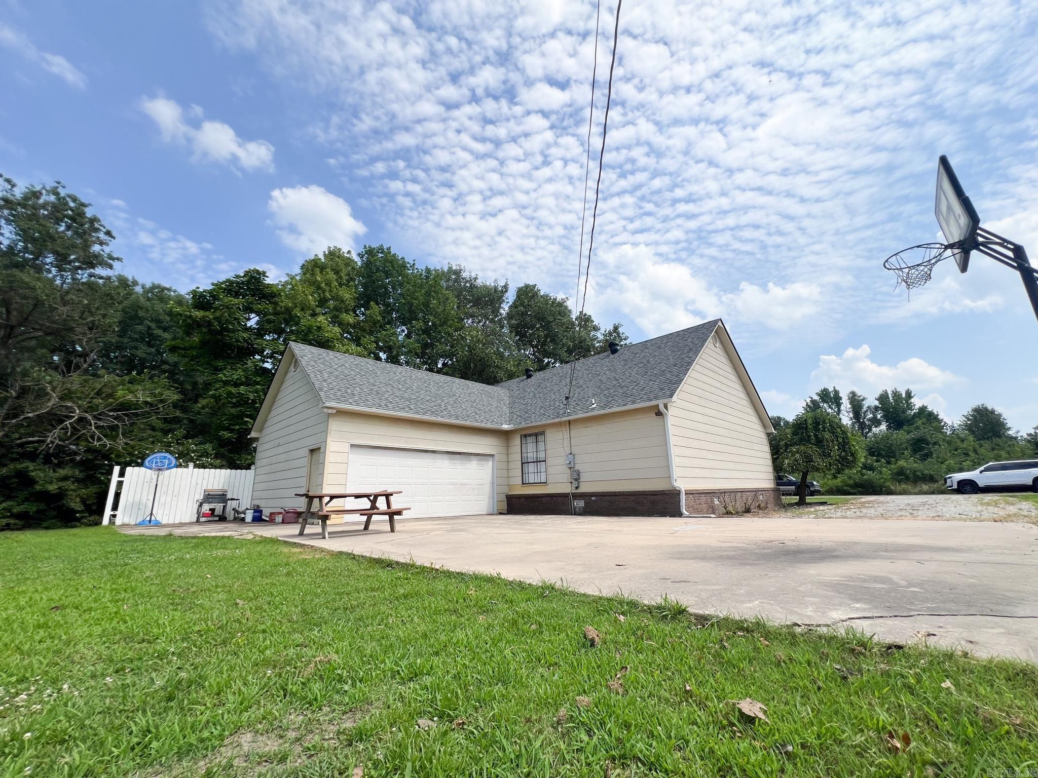 FONTAINES - Residential