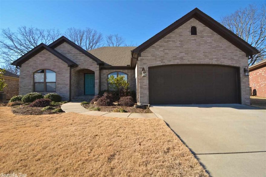 WHEN ONLY THE BEST WILL DO, THIS IS THE HOME FOR YOU! BUILT IN THE HEART OF SHERWOOD YOU'LL LOVE THIS ABSOLUTELY AMAZING HOME. CUSTOM FEATURES INCLUDE: HIGH CEILINGS THROUGHOUT- ENERGY EFFICIENT TANKLESS WATER HEATER-EXT. CROWN MOLDING- DISTRESSED WOOD FLOORS- CUSTOM BUILT HEARTH- KIT. W/ GRANITE TOPS, TILED BACKSPLASH & STAINLESS STEEL APP.- MASTER STE. W/ LARGE WALK IN CLOSET, JETTED TUB & SEP. GLASS SHOWER- ZOYSIA SOD- SPRINKLER SYSTEM- COVERED PATIO & FINALLY A LARGE BACKYARD W/ HEDGE PROVIDING PRIVACY.