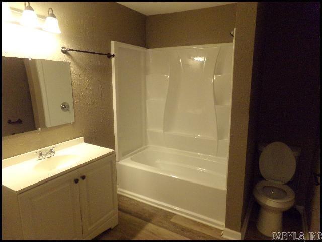 Dixie - Residential Lease