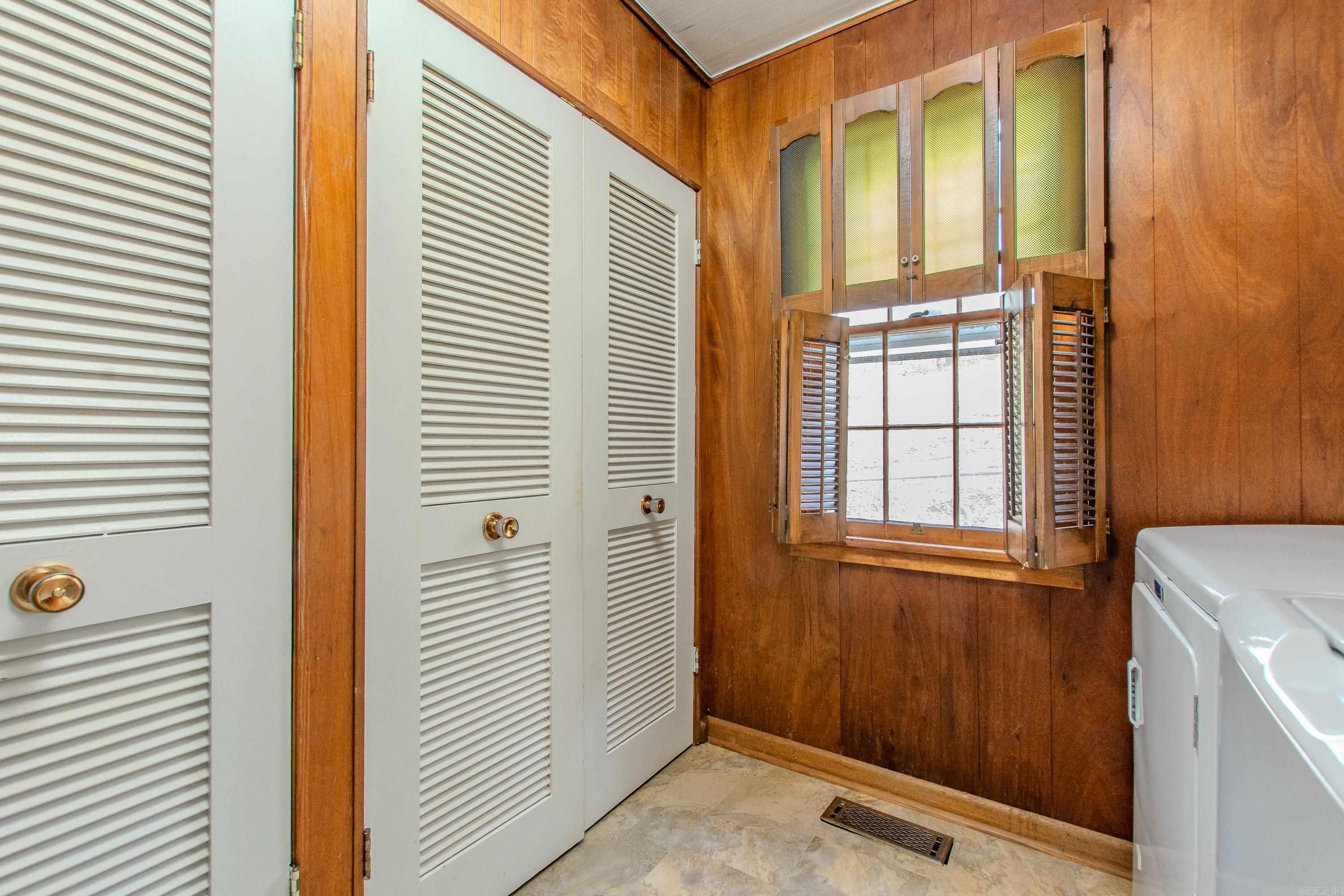 HSR BLK - Residential