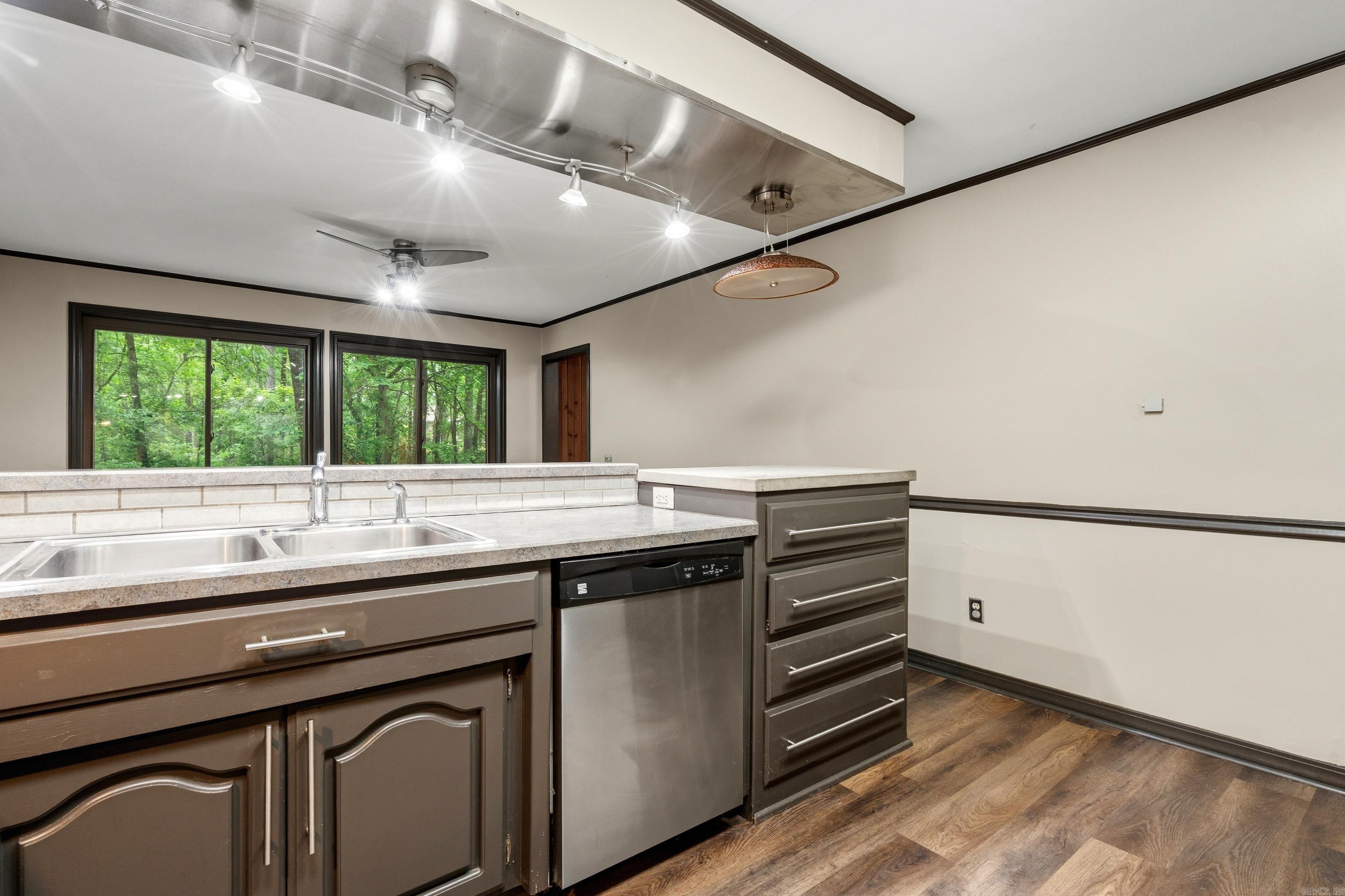 Pine Hills Park - Residential