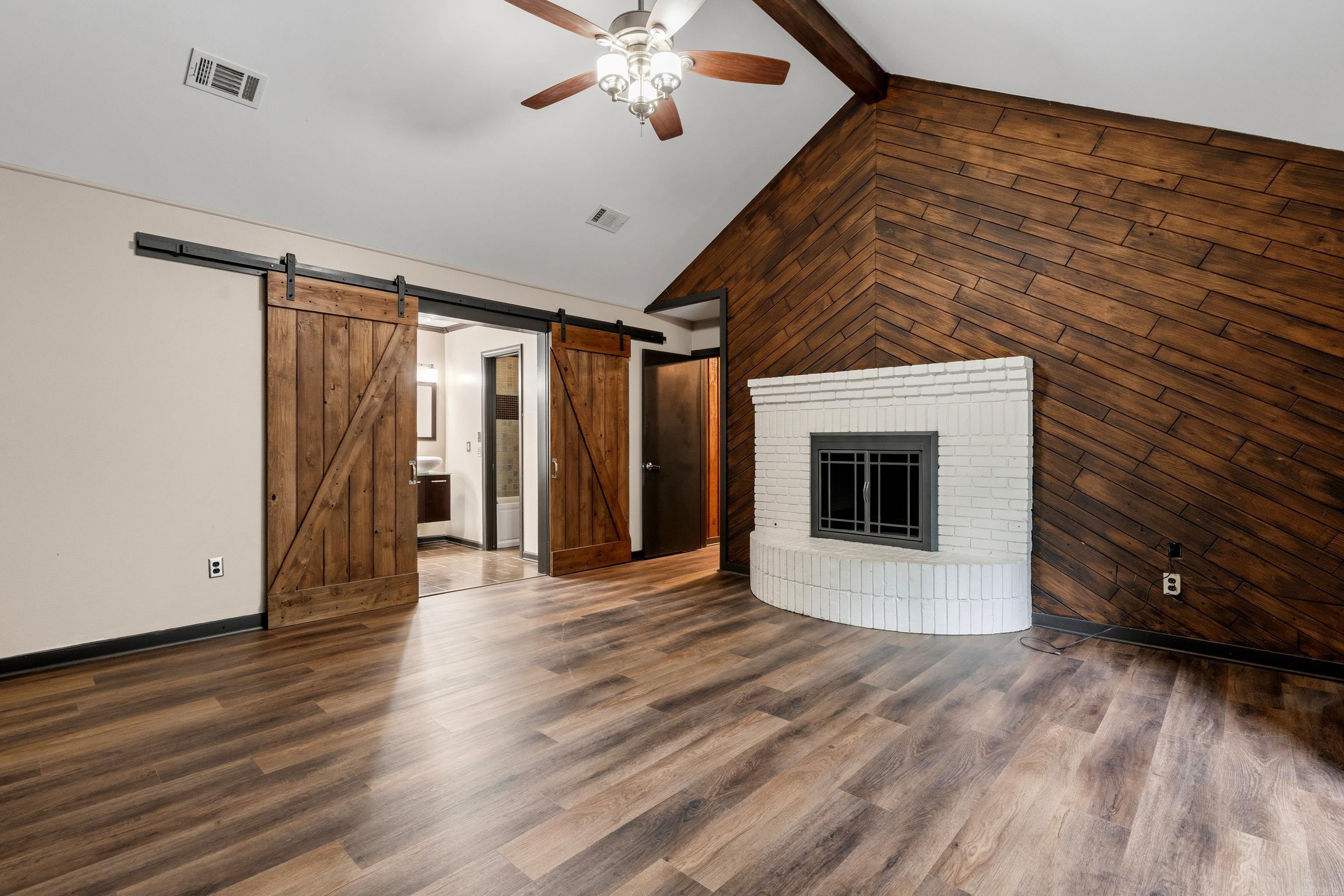 Pine Hills Park - Residential