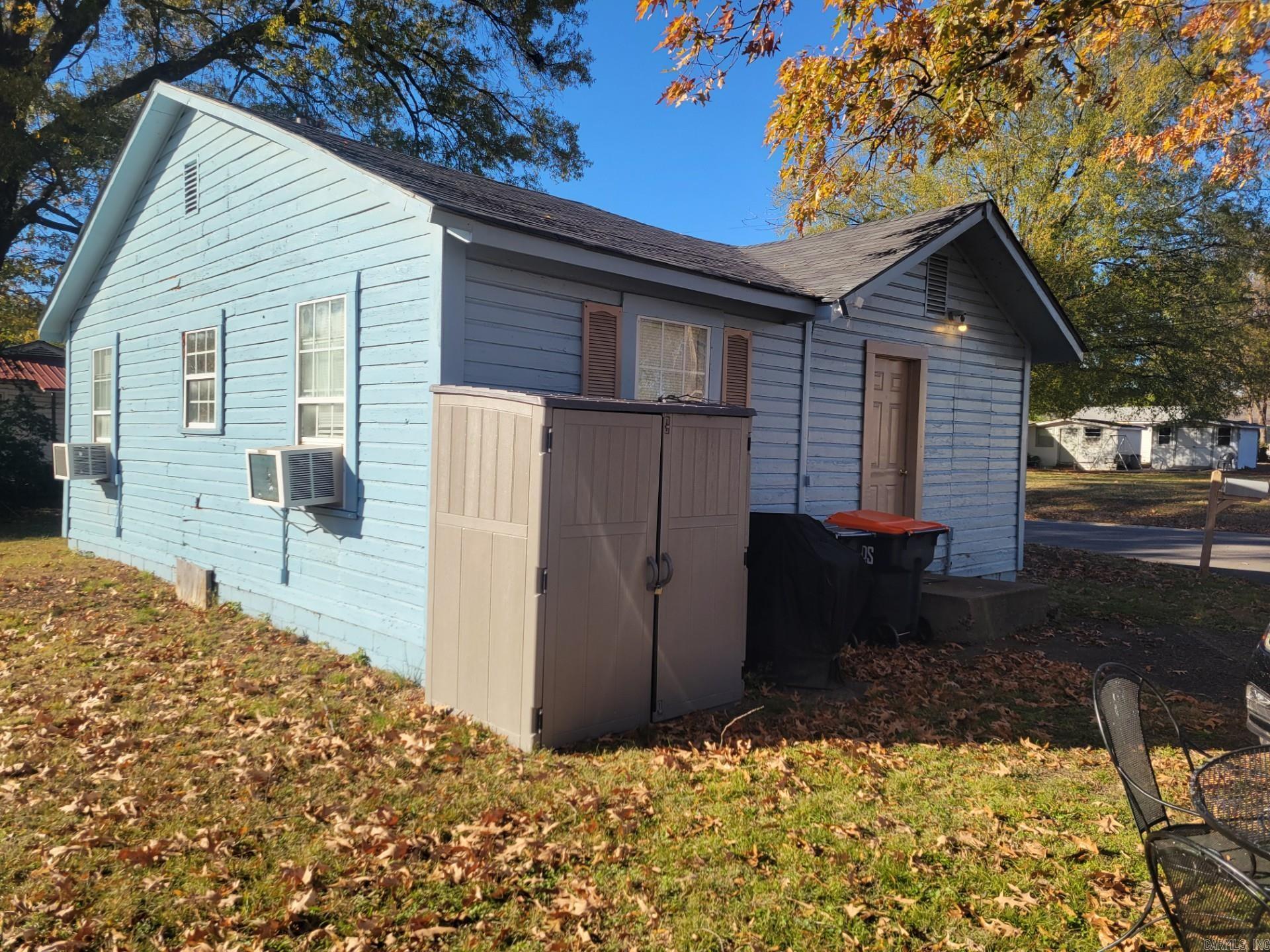 J L SHINN - Residential
