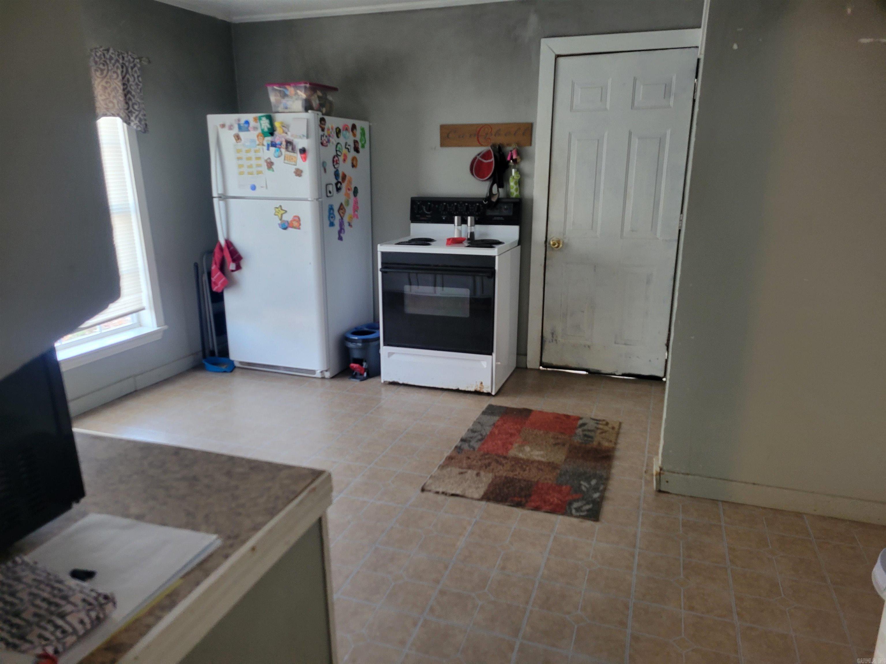 J L SHINN - Residential