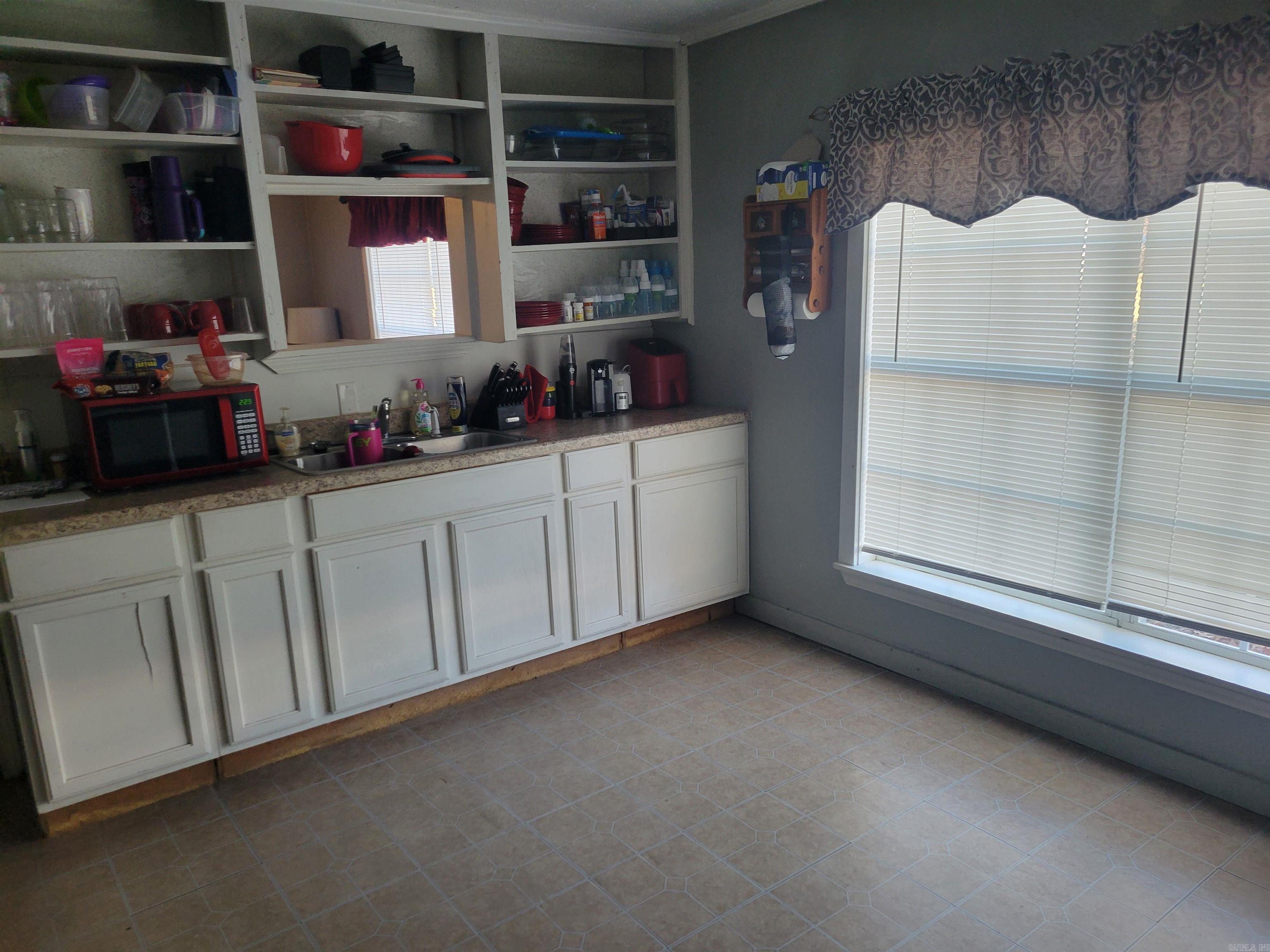 J L SHINN - Residential