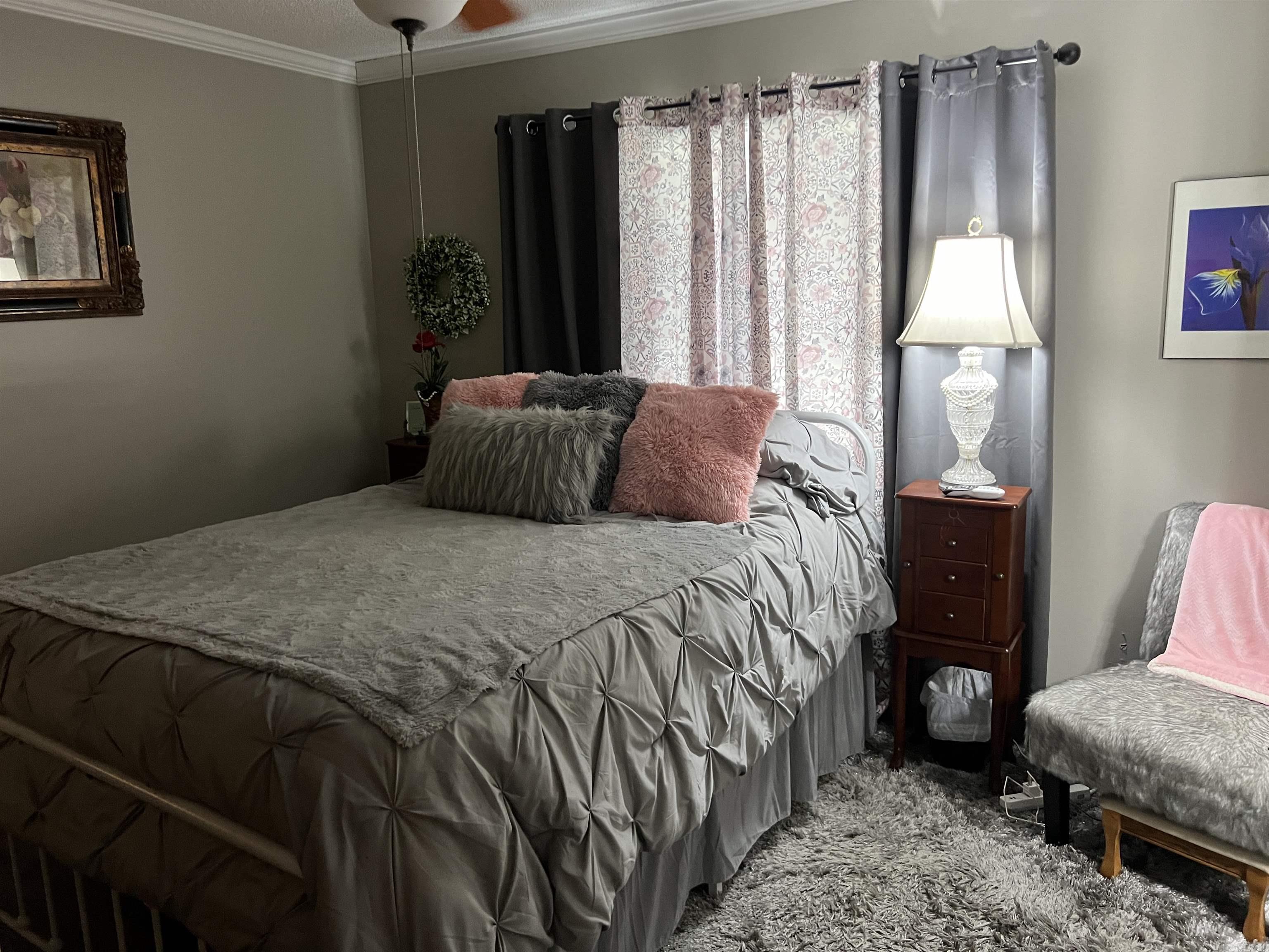 HOLLY PARK - Residential