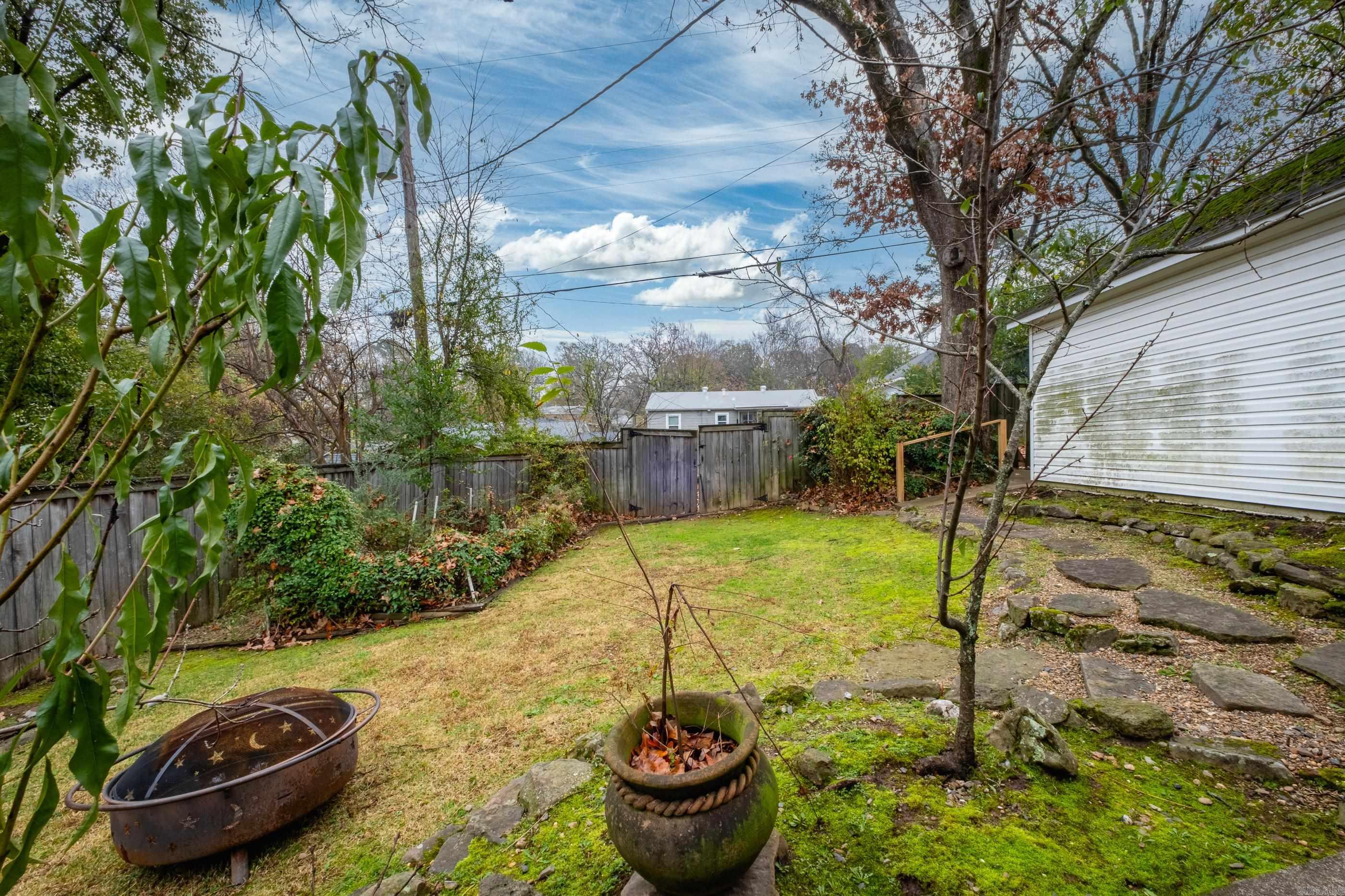 HOLLENBERG - Residential