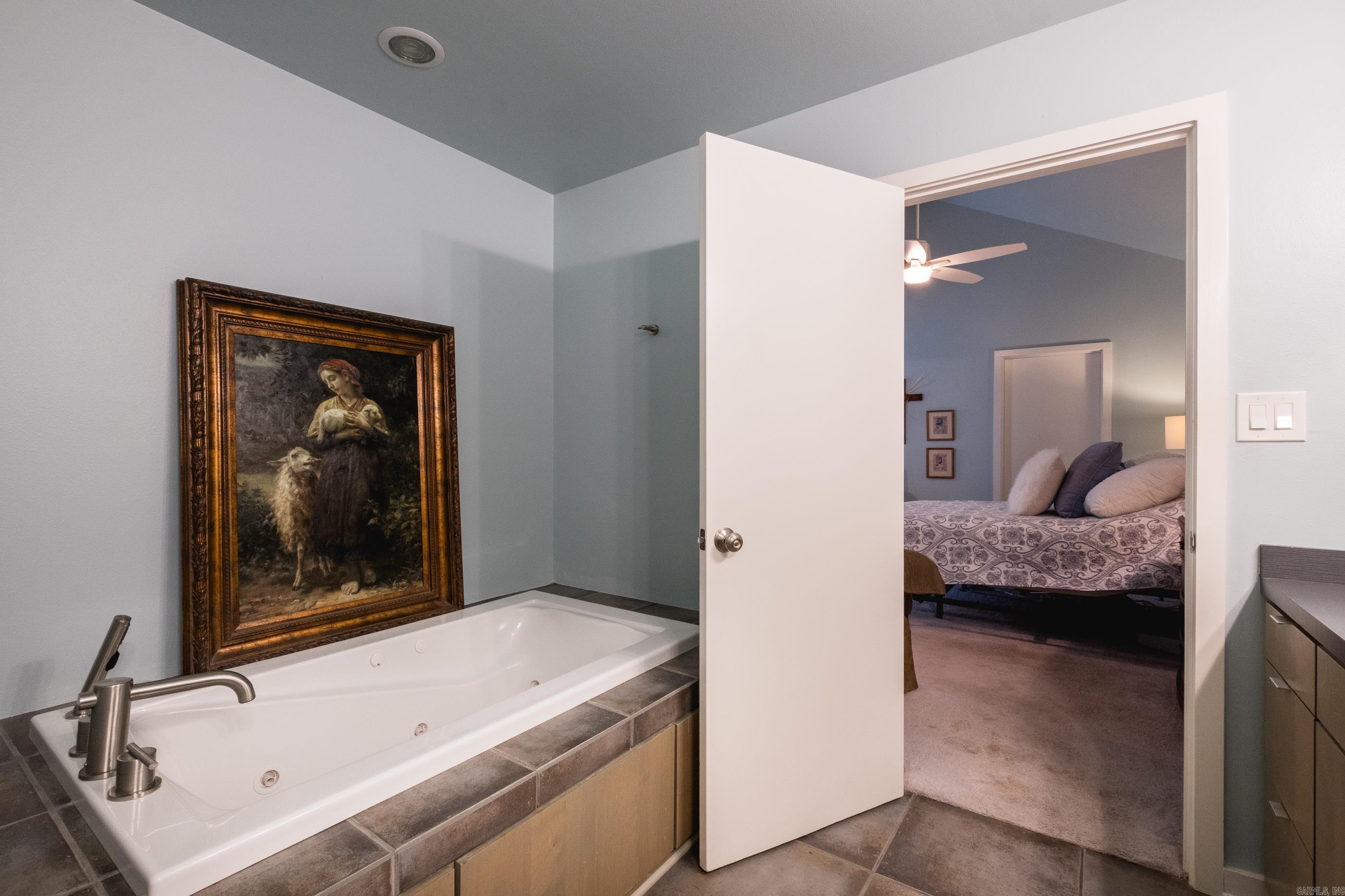 HOLLENBERG - Residential