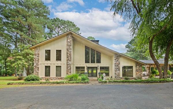 572 CHERRYWOOD DR, CABOT, AR 72023 - Image efdaff012ae1cc4efb843671dd1edcca/2684383394