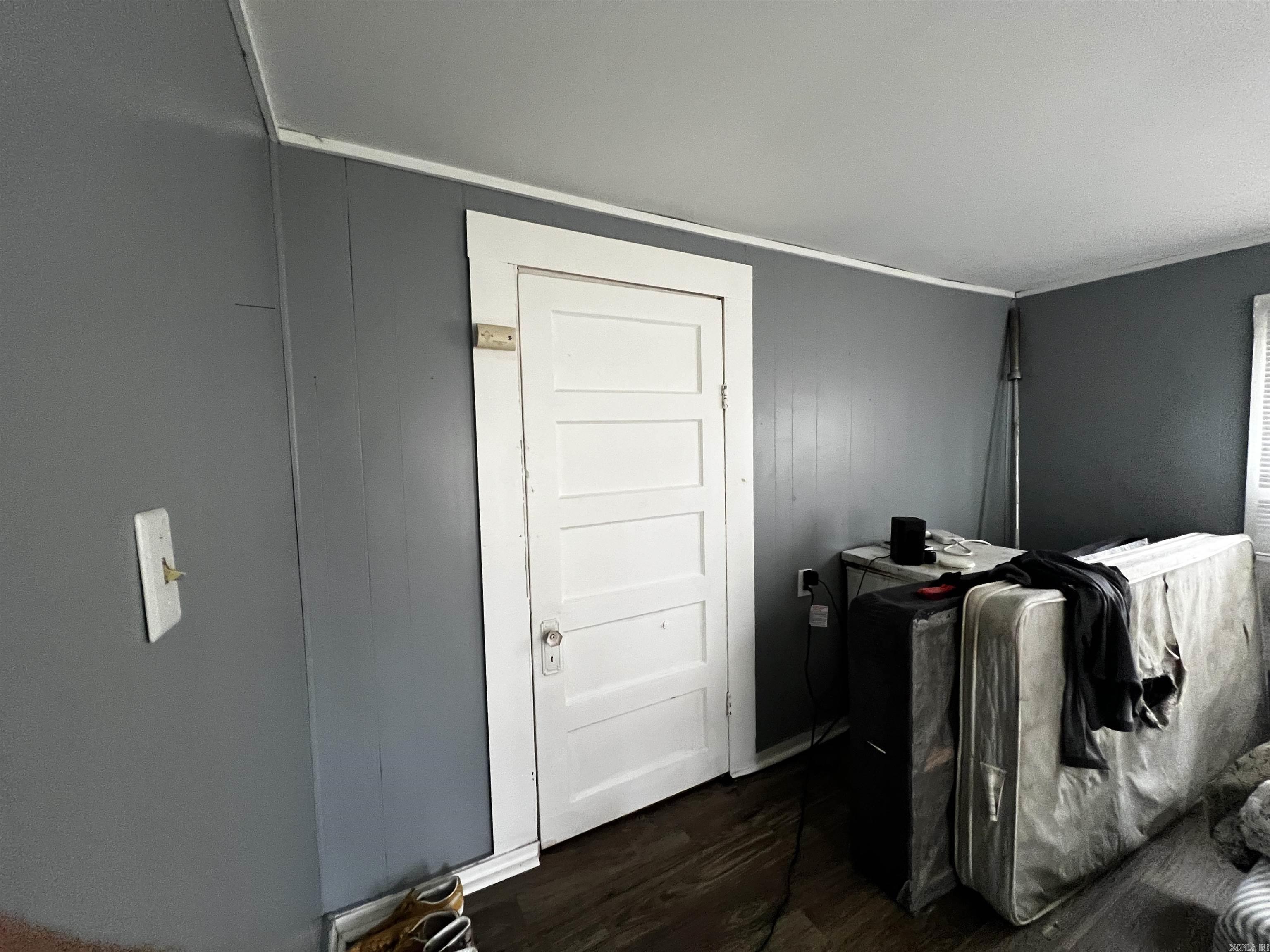 SMITH, D.J. - Residential