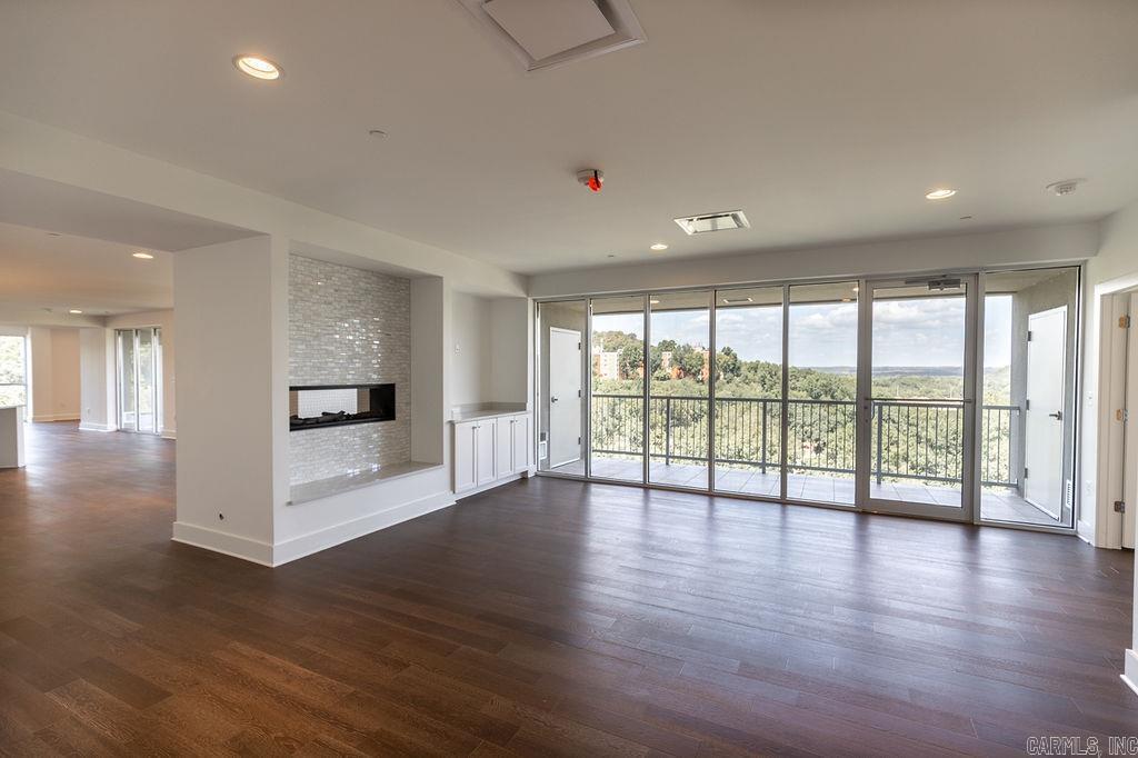 Riviera HPR - Residential