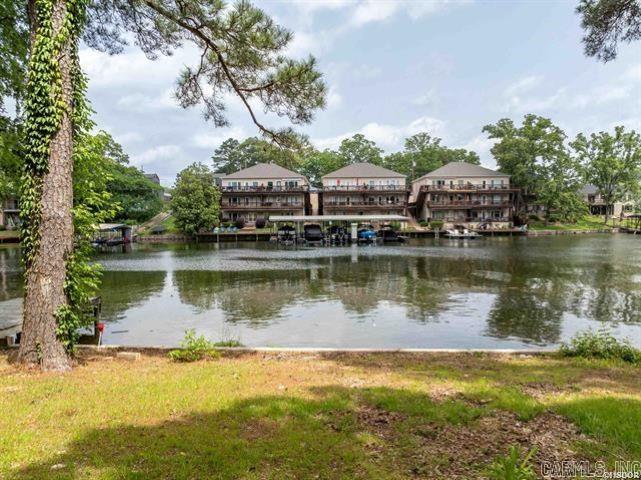CHAMBERS POINT - Residential