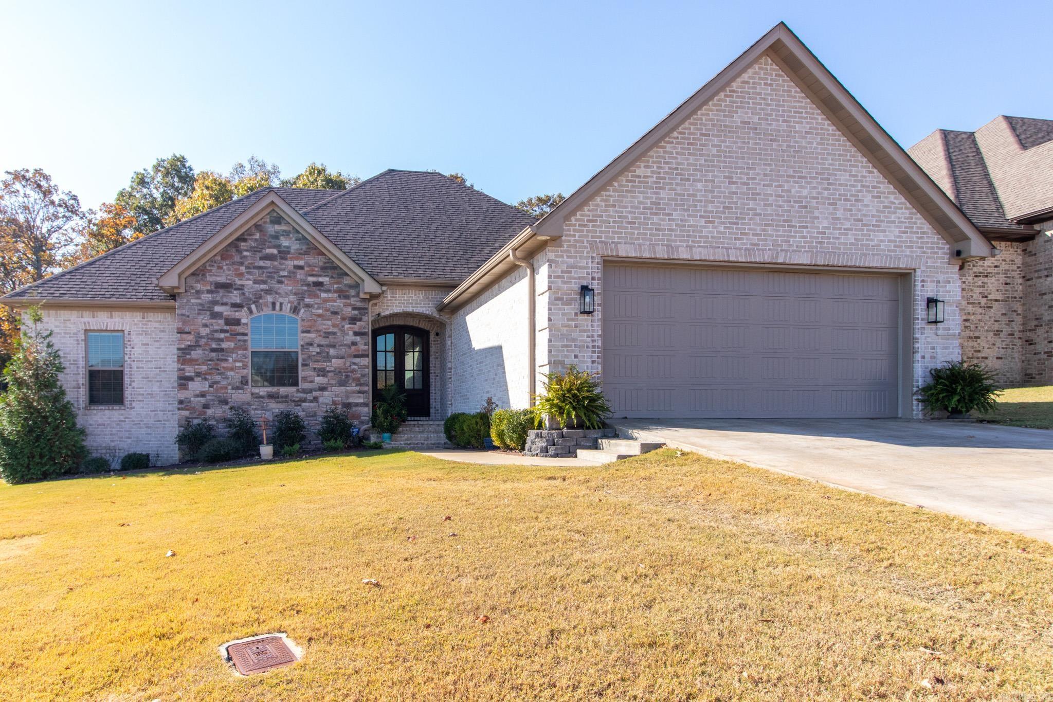 VALLEY VIEW MANOR - Residential