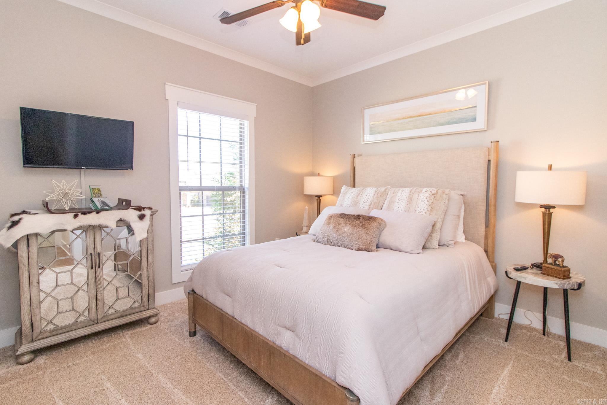 VALLEY VIEW MANOR - Residential