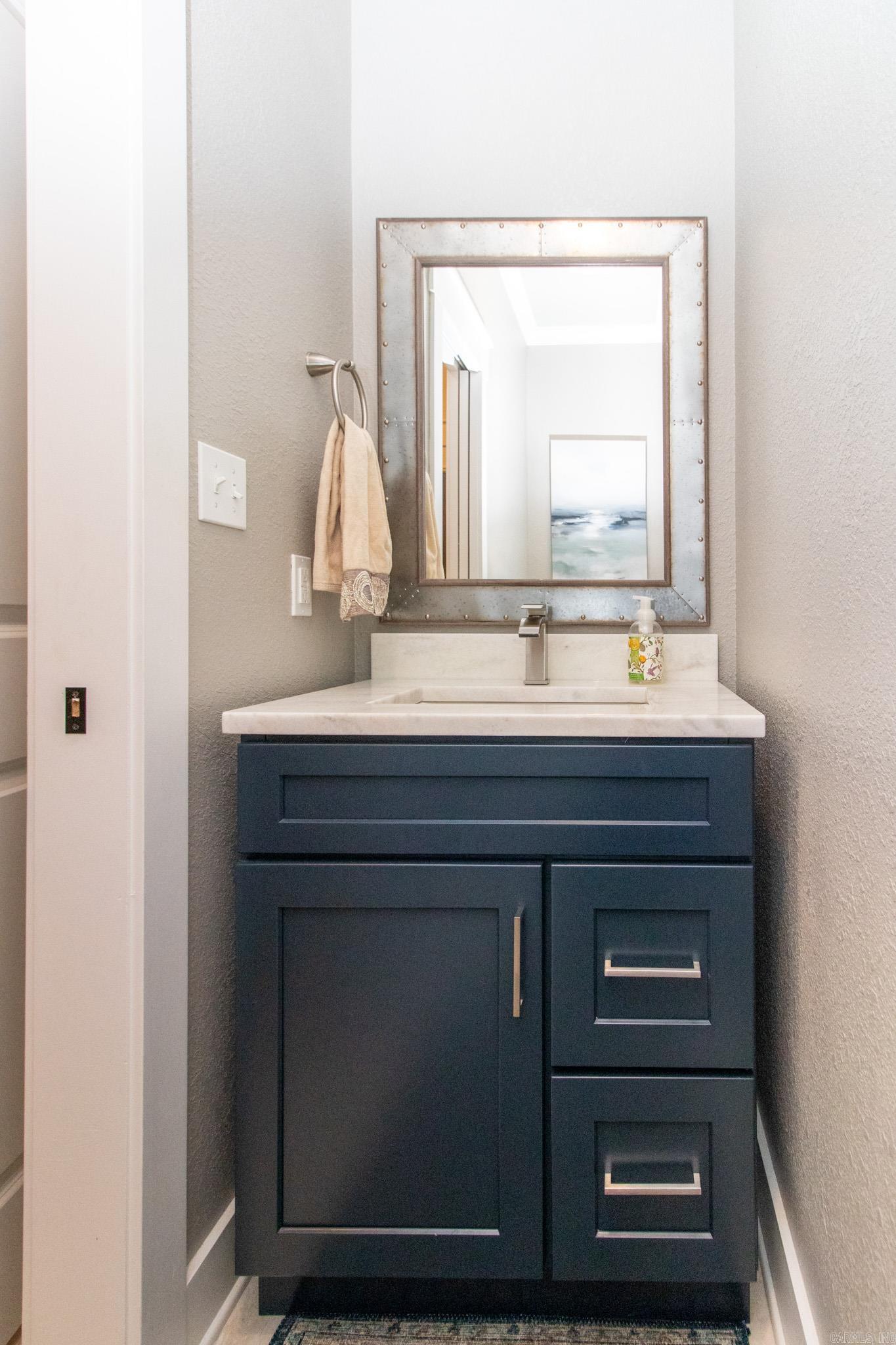 VALLEY VIEW MANOR - Residential