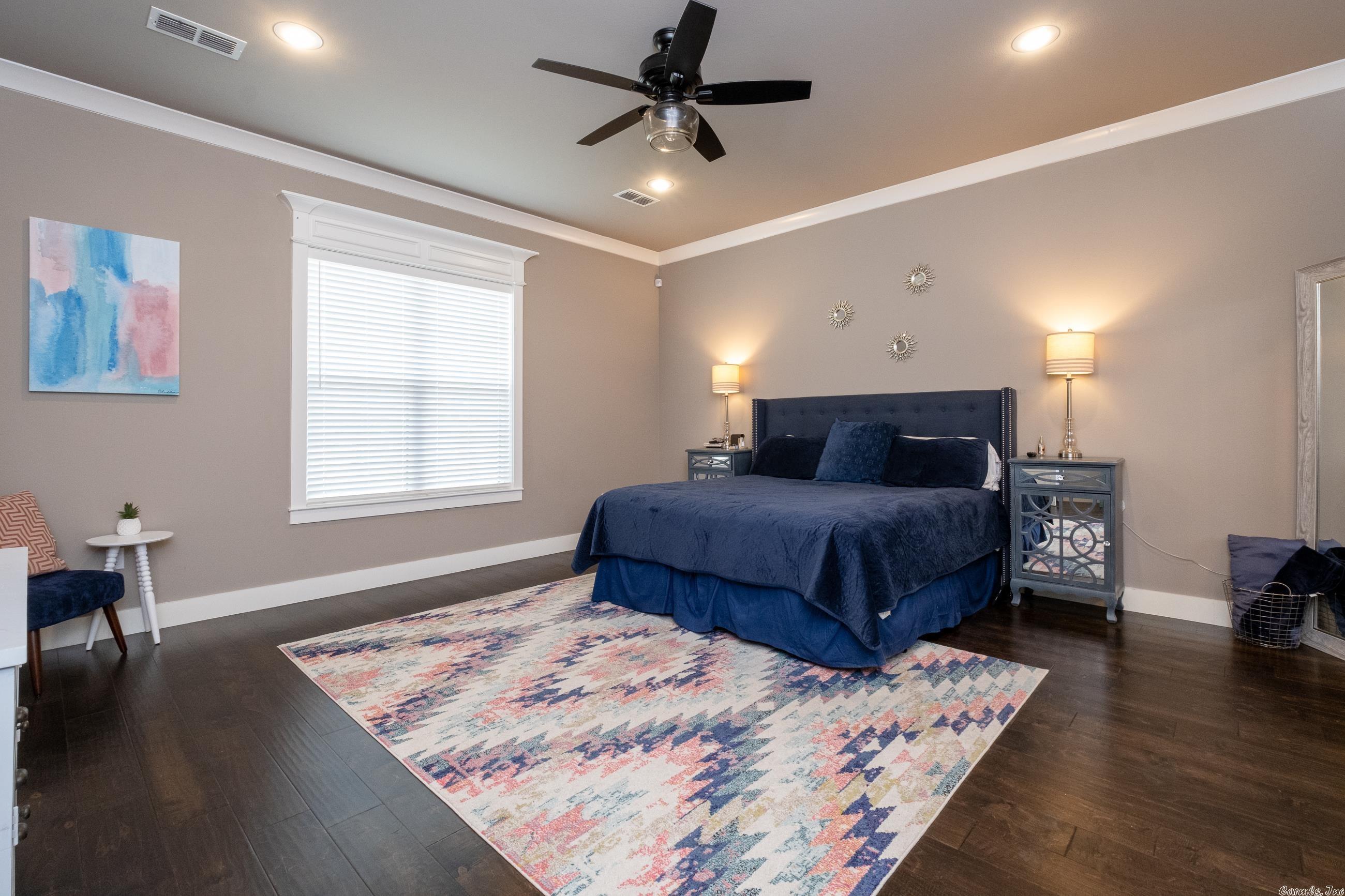 CHENAL VALLEY EPERNAY PLACE - Residential