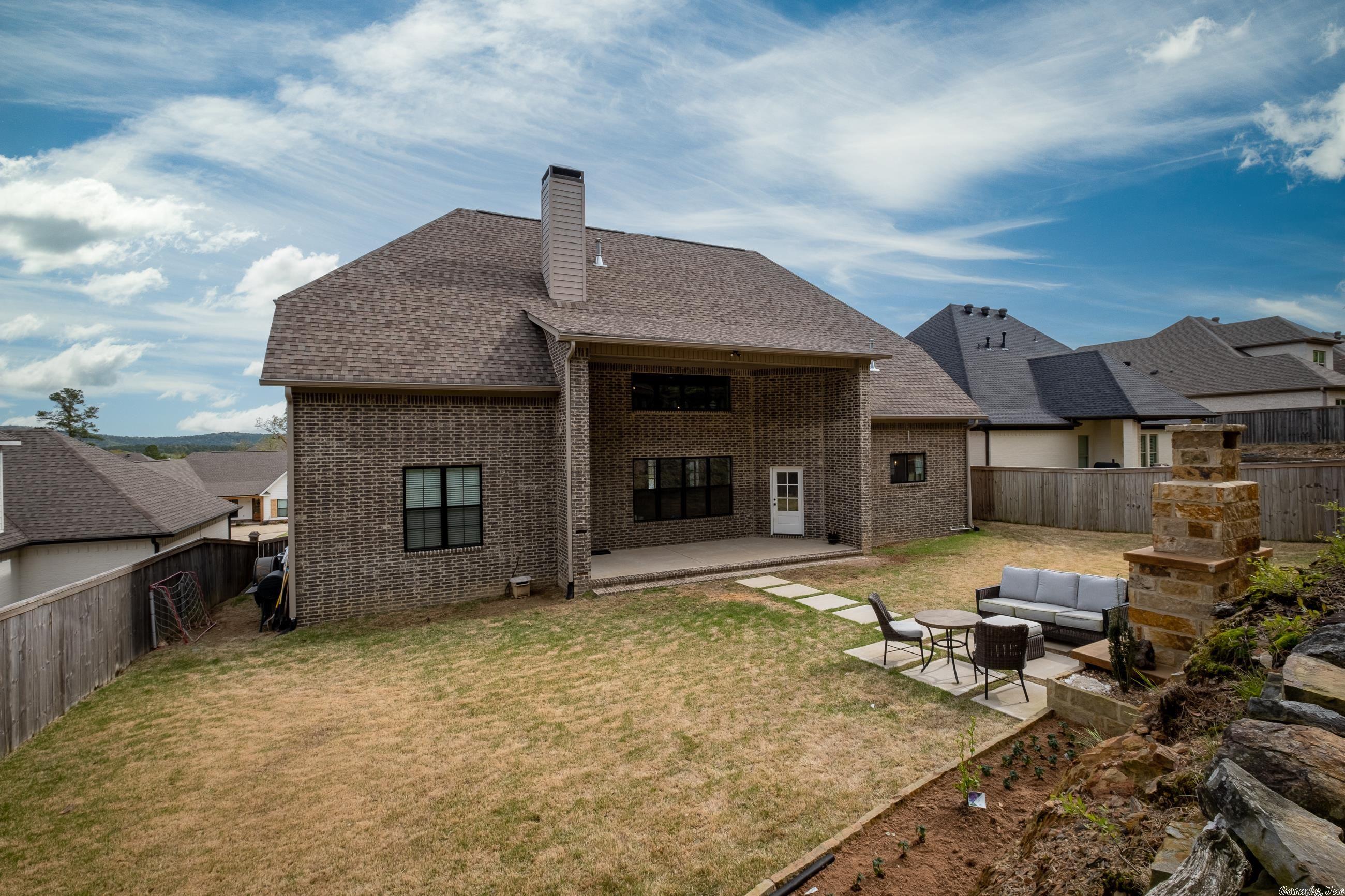 CHENAL VALLEY EPERNAY PLACE - Residential